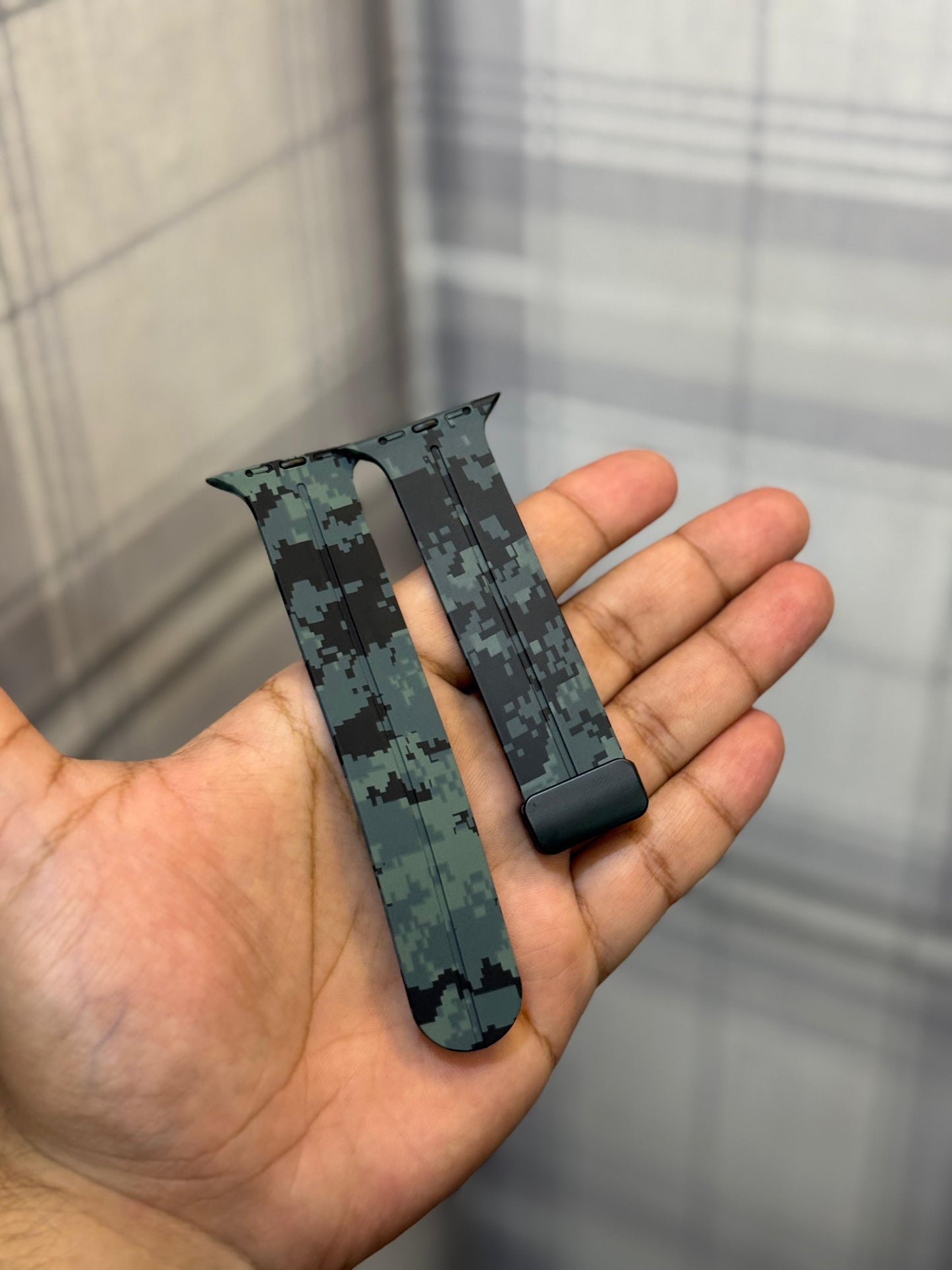 Camouflage Apple Watch strap Universal Size with metal buckle silicone