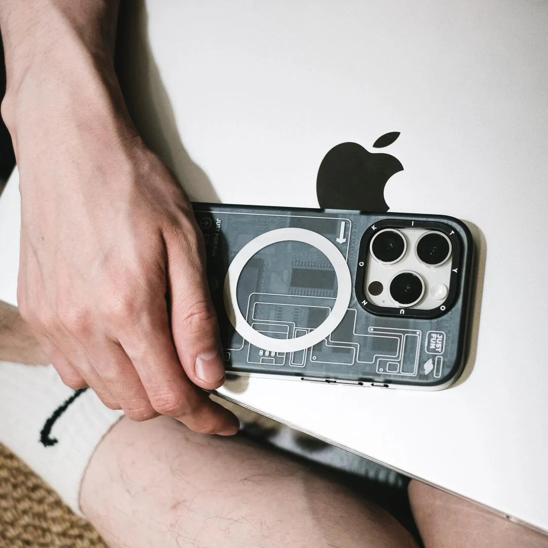 YoungKit Futuristic Circuit Grey Case 16 Pro Max