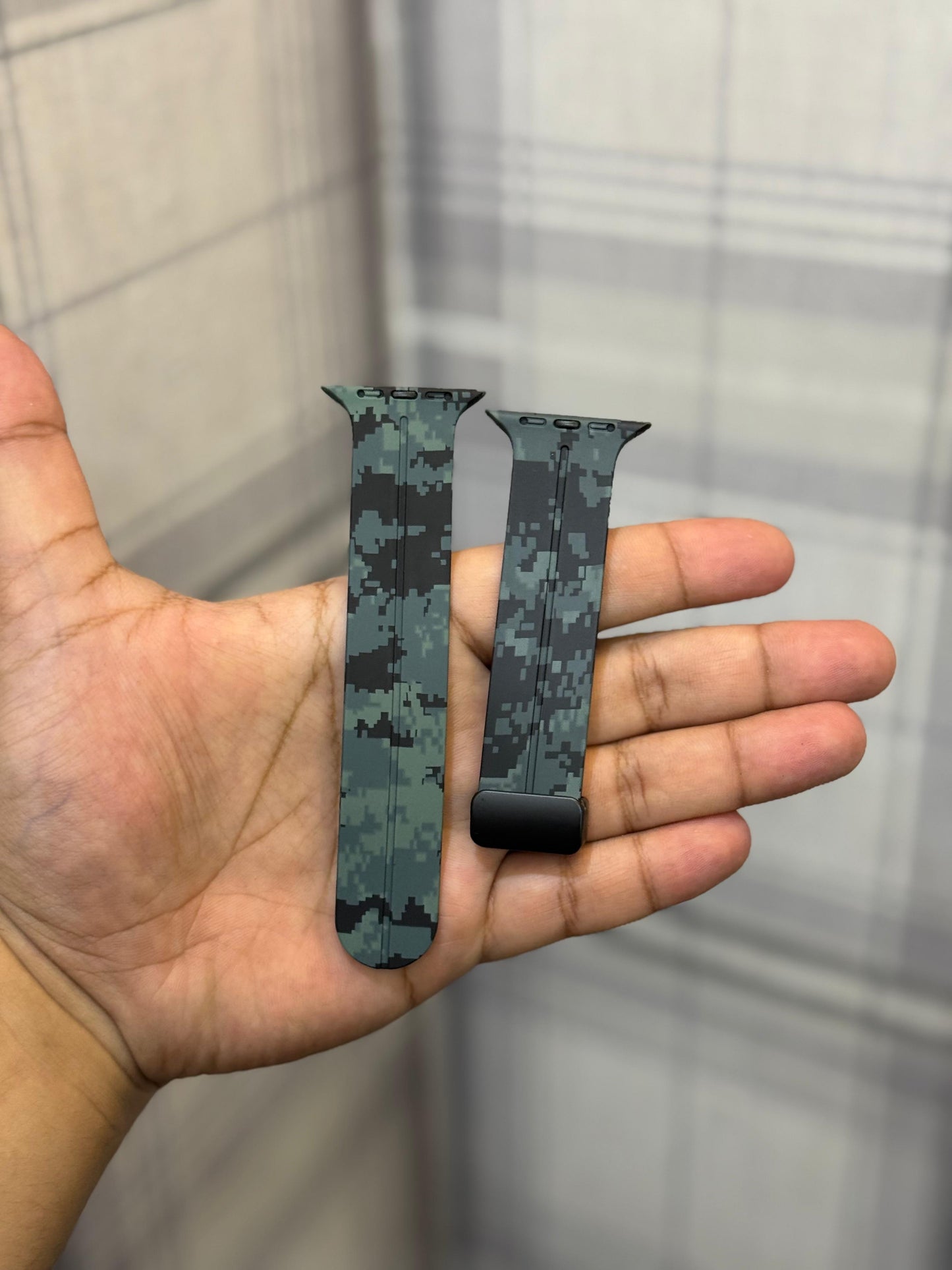 Camouflage Apple Watch strap Universal Size with metal buckle silicone