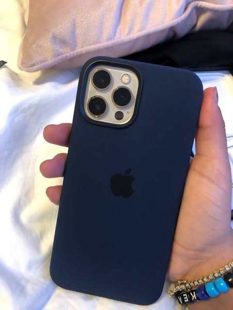 Apple Official Silicone Case Navy Blue