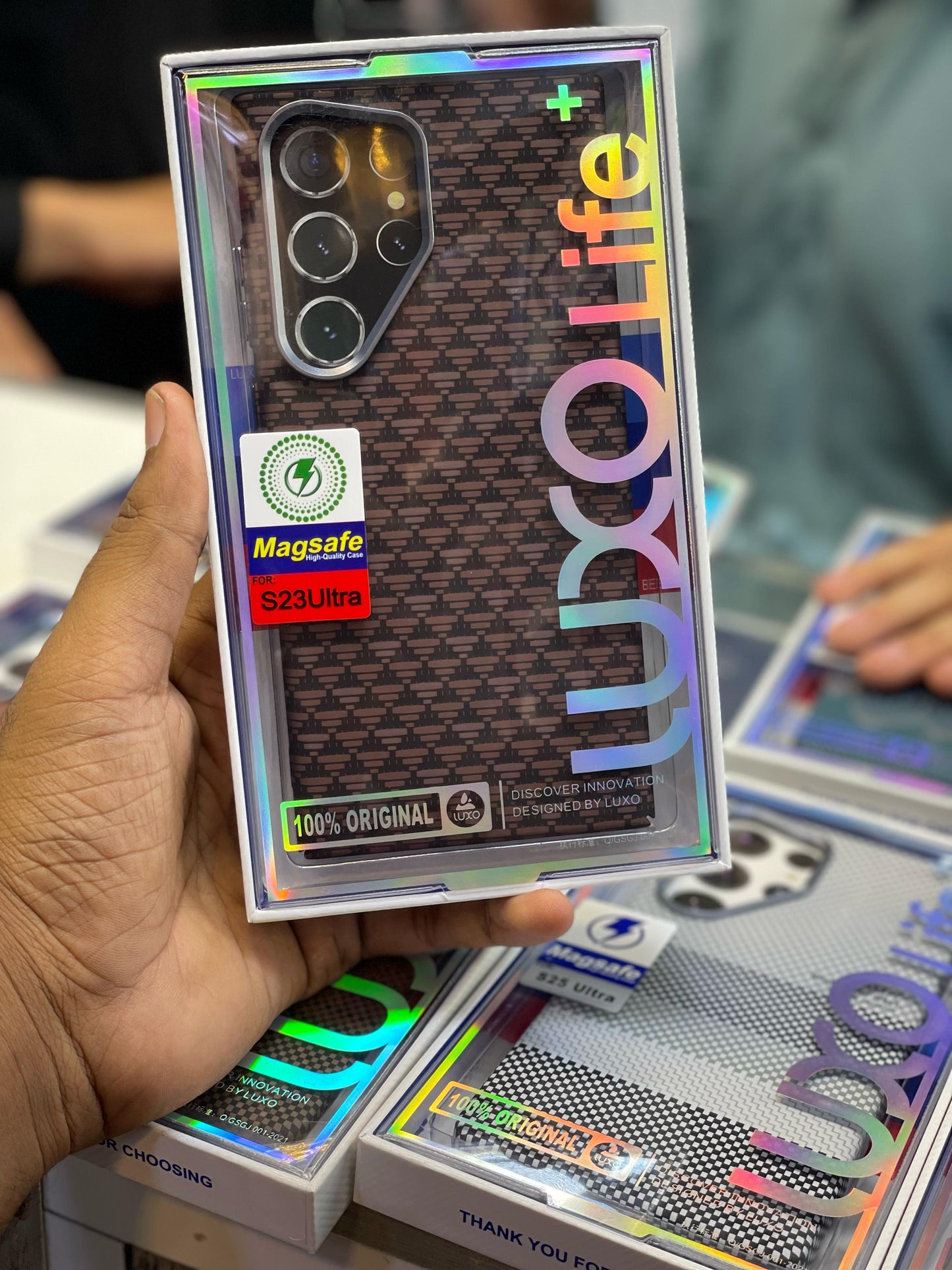 Brown Carbon Fibre Luxo MagSafe