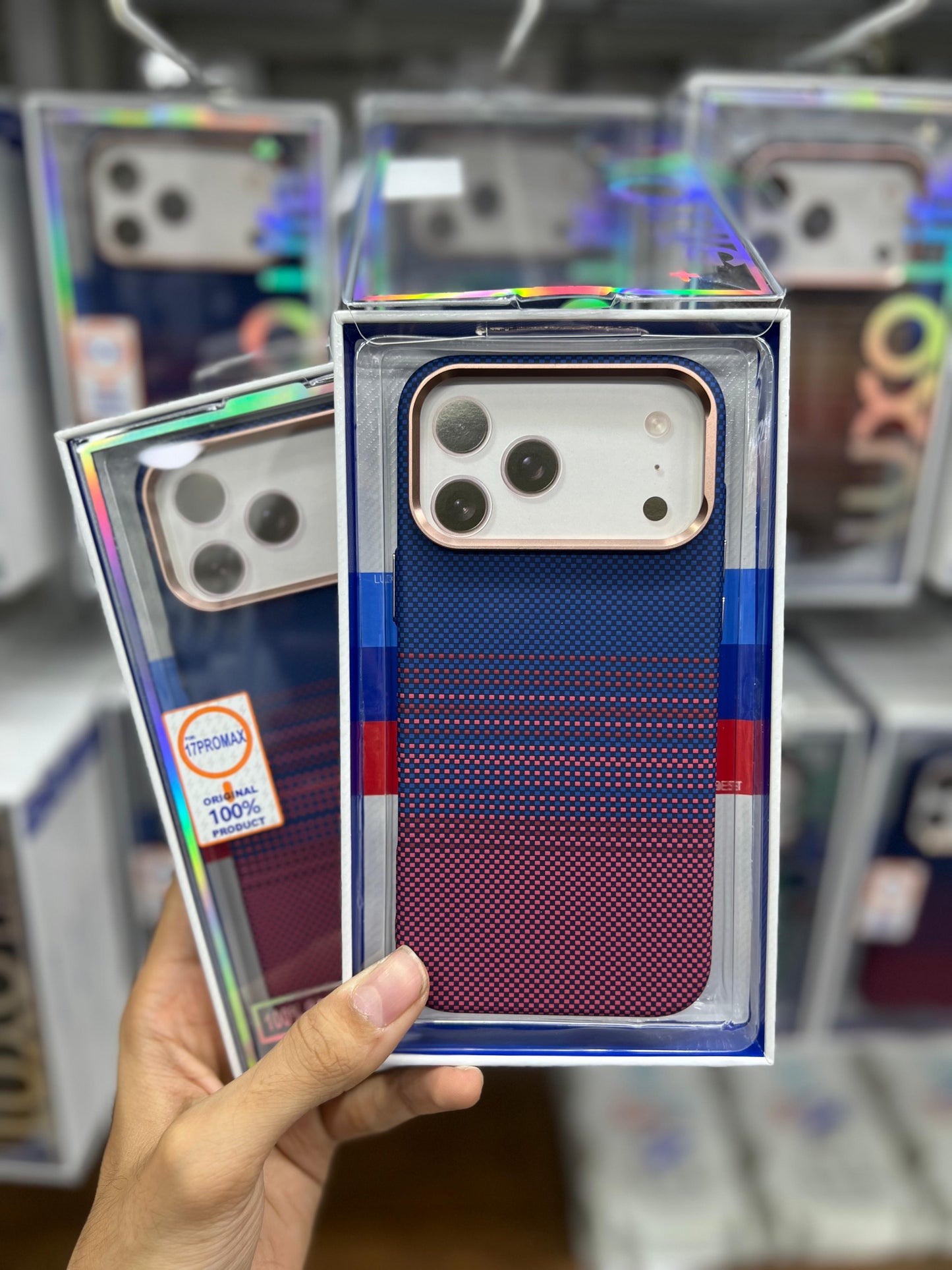 Blue Lines Carbon Fibre With MagSafe LUXO 17 Series