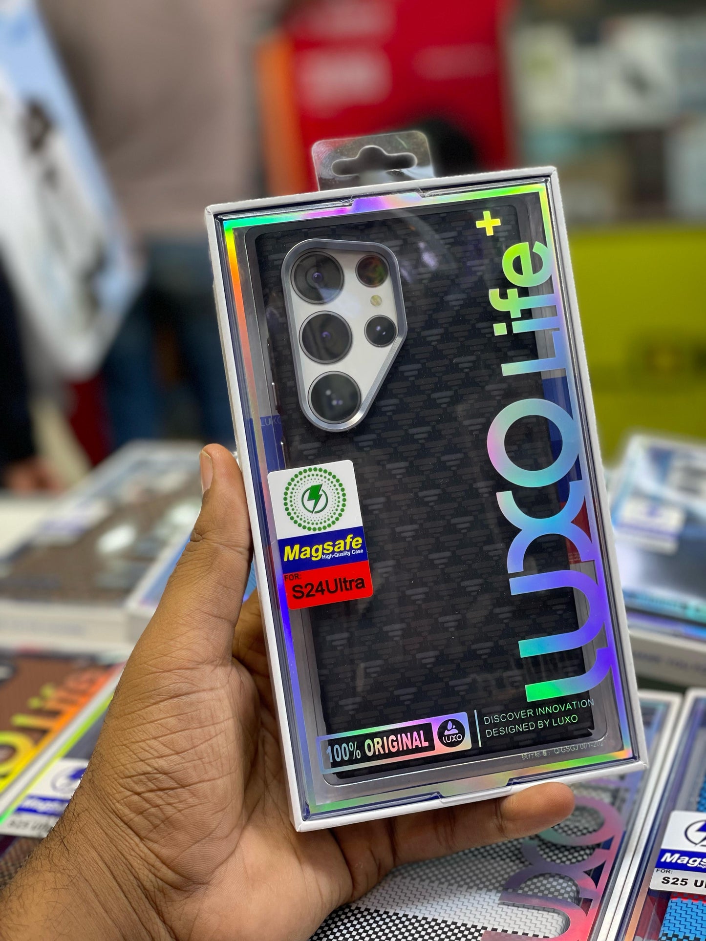 Black Carbon Fibre Luxo MagSafe