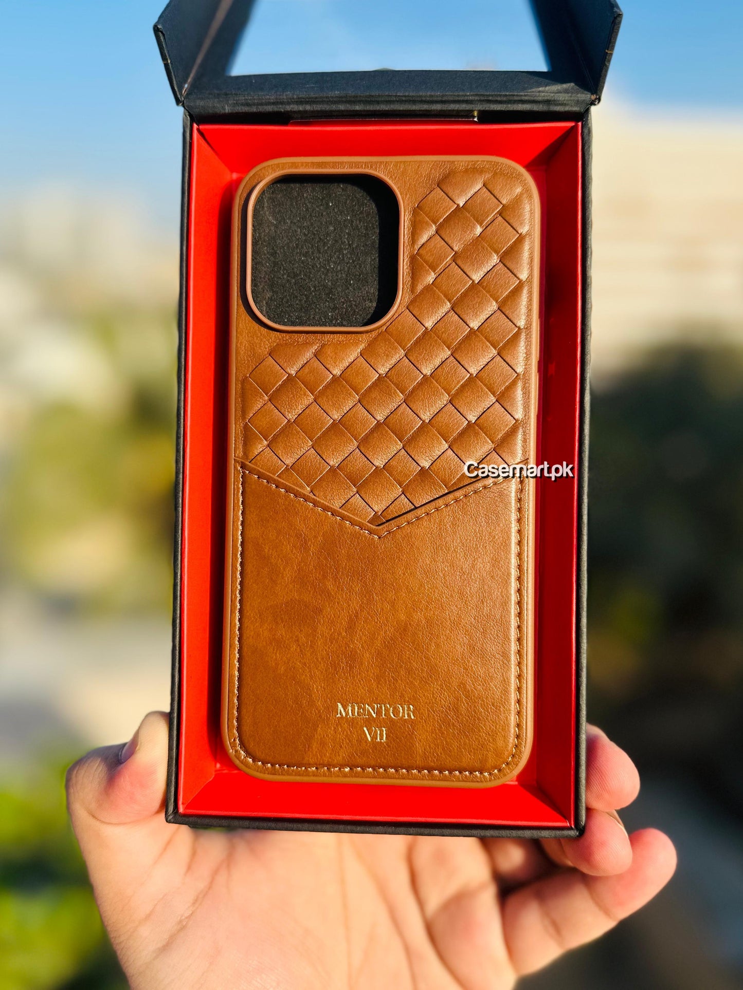 Original mentor case in genuine leather brown 15 pro max