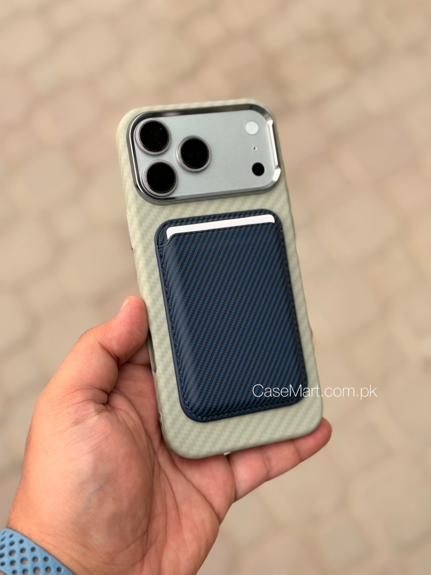 Carbon Fibre MagSafe Card Holder - Magnetic Wallet