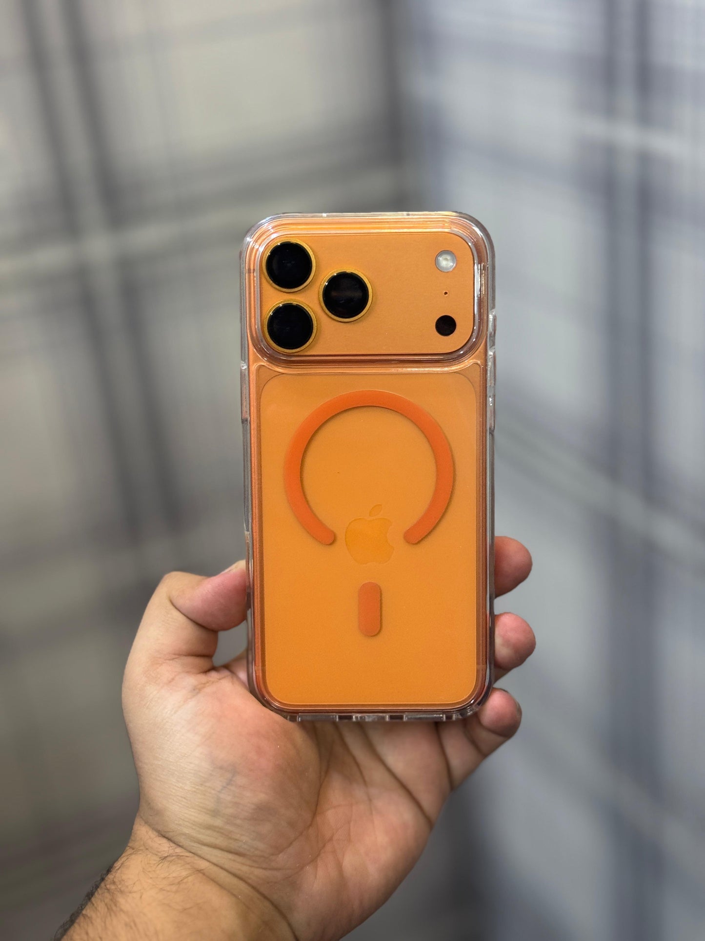 Spigen Clear Anti Yellow iPhone 17 series