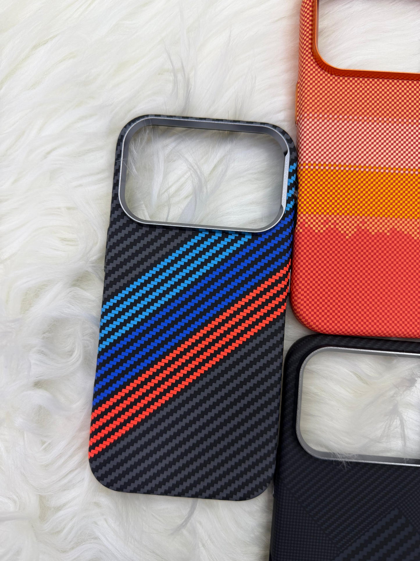 Luxo Carbon Fibre Kevlar For Cosmic Orange iPhone 17 series