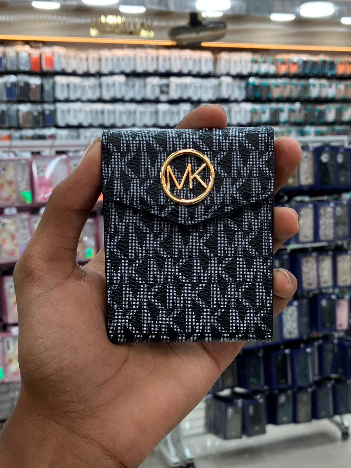 Luxury Branded Leather Slim Wallet - Premium Business Card Holder with Magnetic Closure