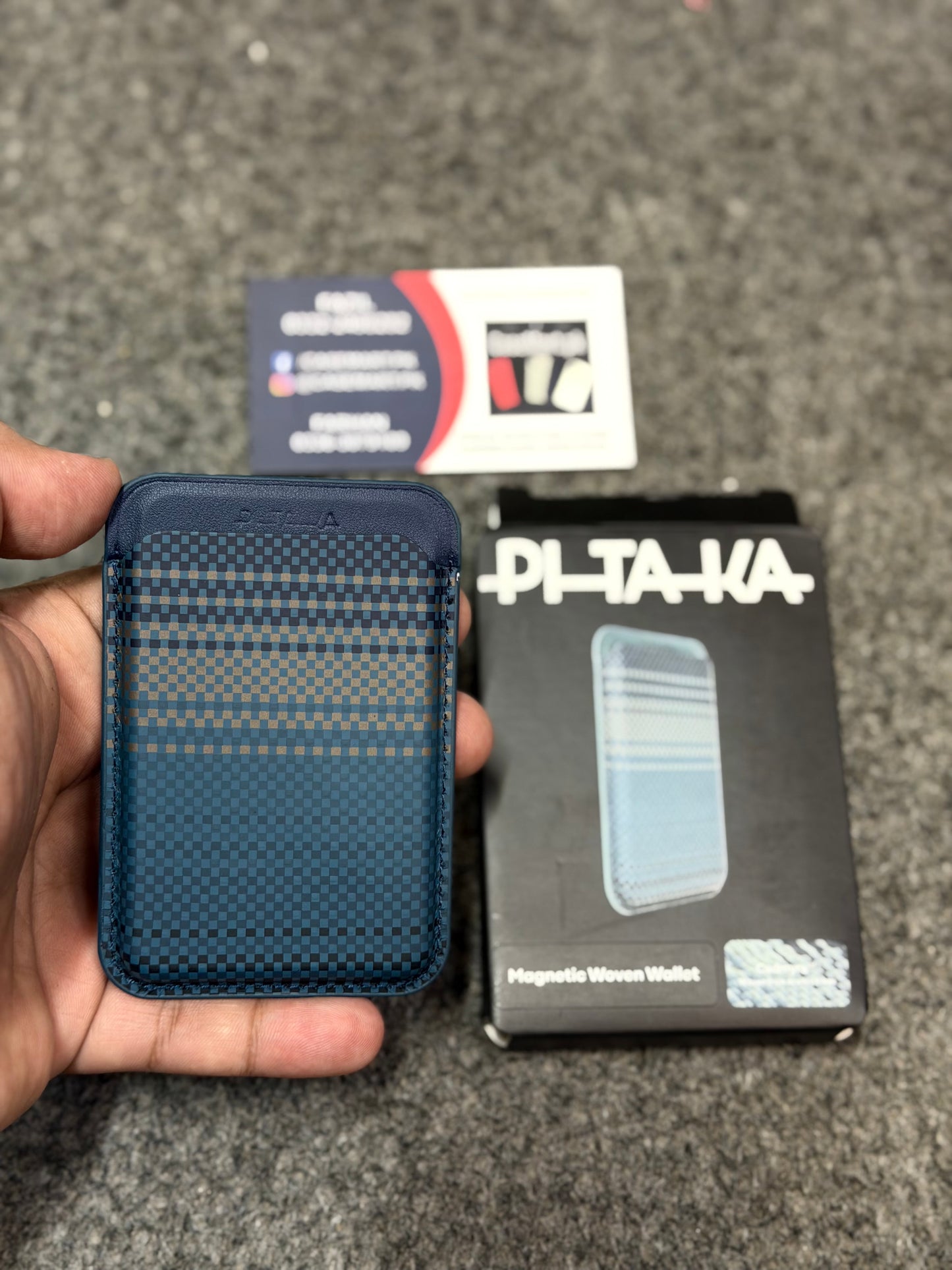PITAKA MagSafe Woven Wallet - Magnetic Card Holder