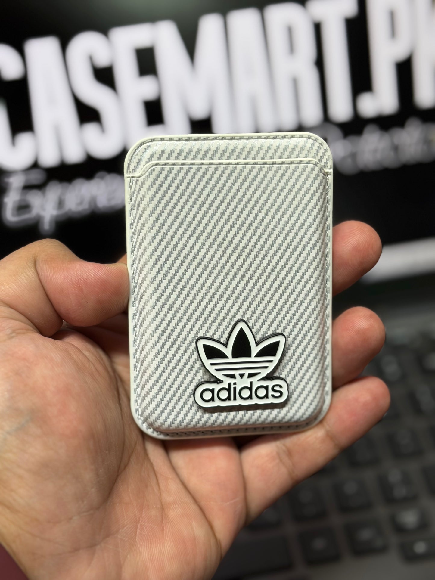 Brand 3D Metal Logo MagSafe Wallet - Slim Magnetic Card Holder Carbon + Leather