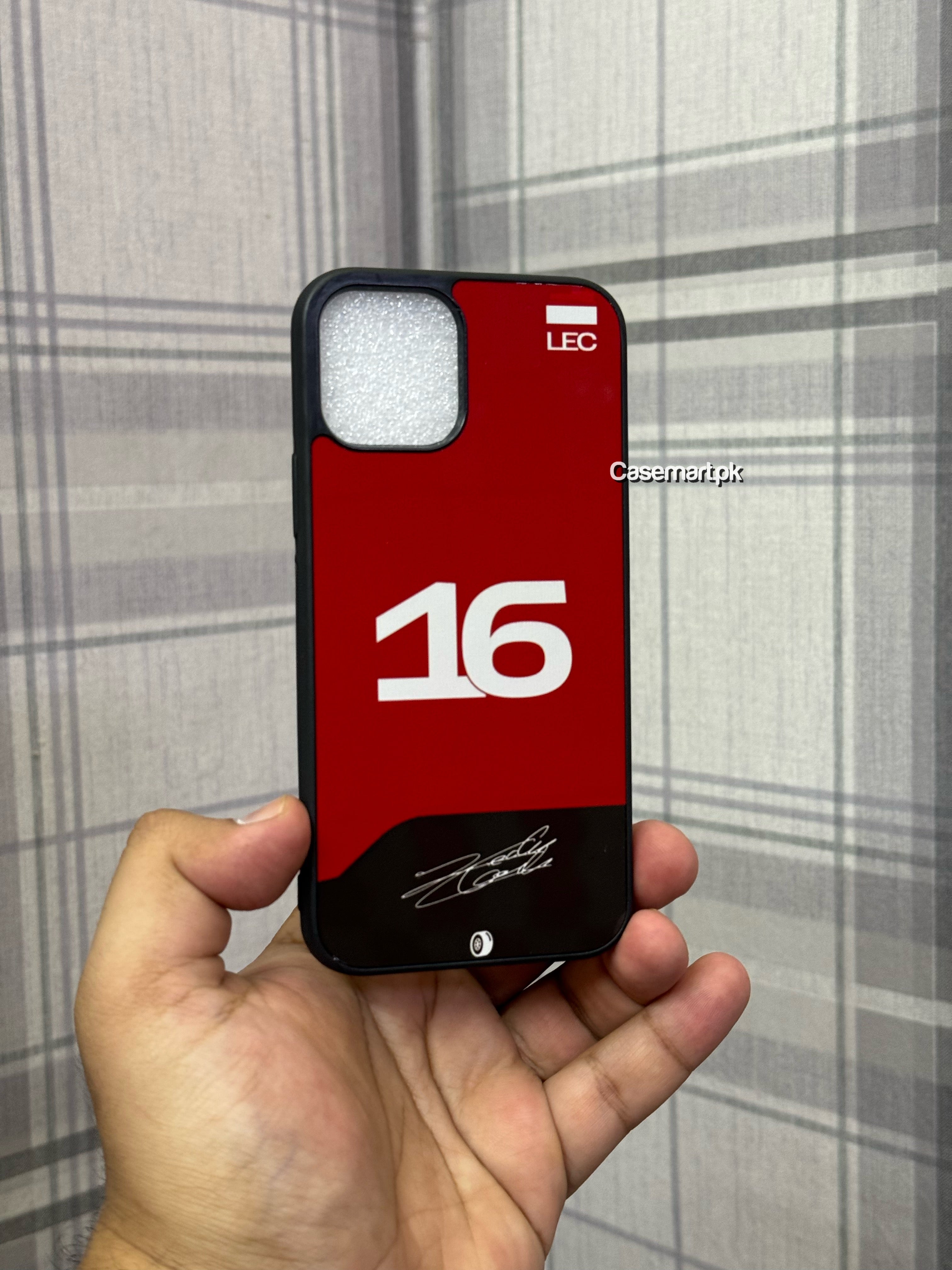 number 16 red customised case