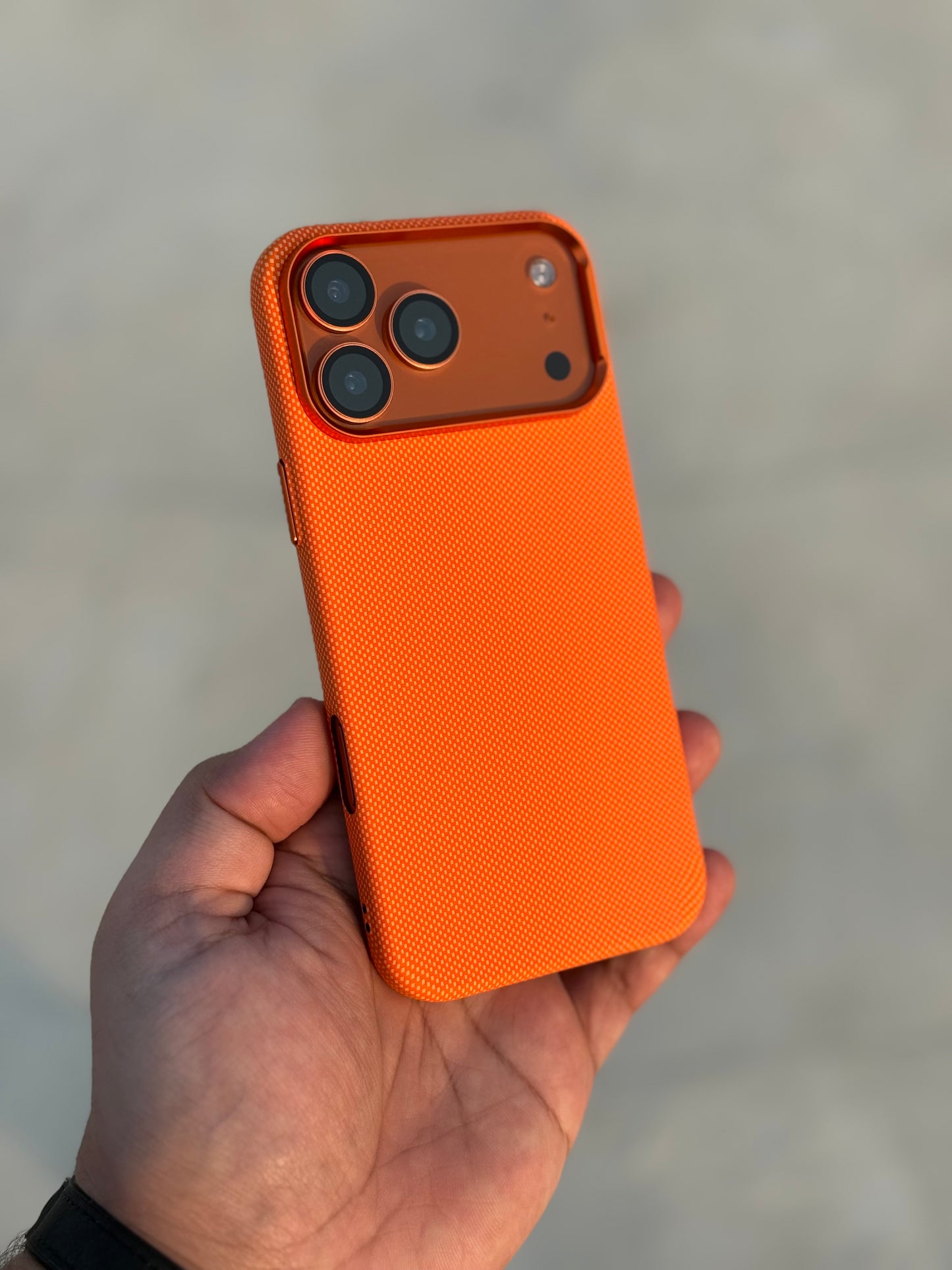 Cosmic Orange Carbon Fibre With MagSafe LUXO 17 Series