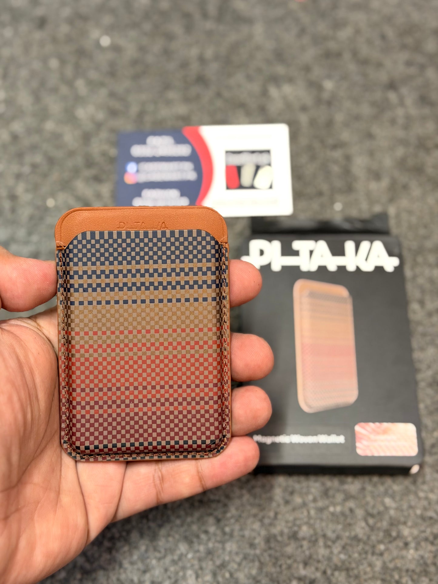 PITAKA MagSafe Woven Wallet - Magnetic Card Holder