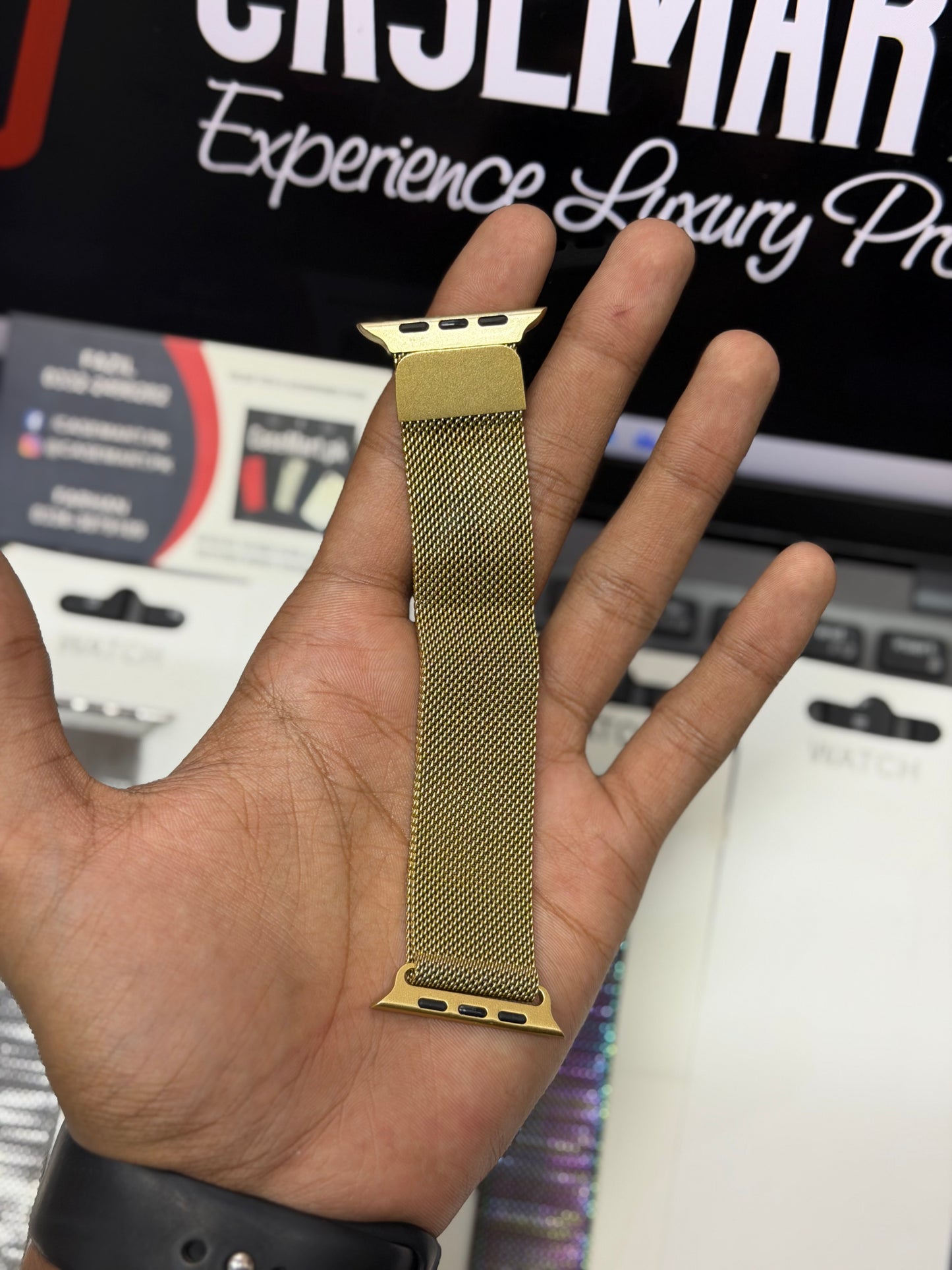 Milanese Magnetic Mesh Loop Band for Apple Watch 42 to 49 mm