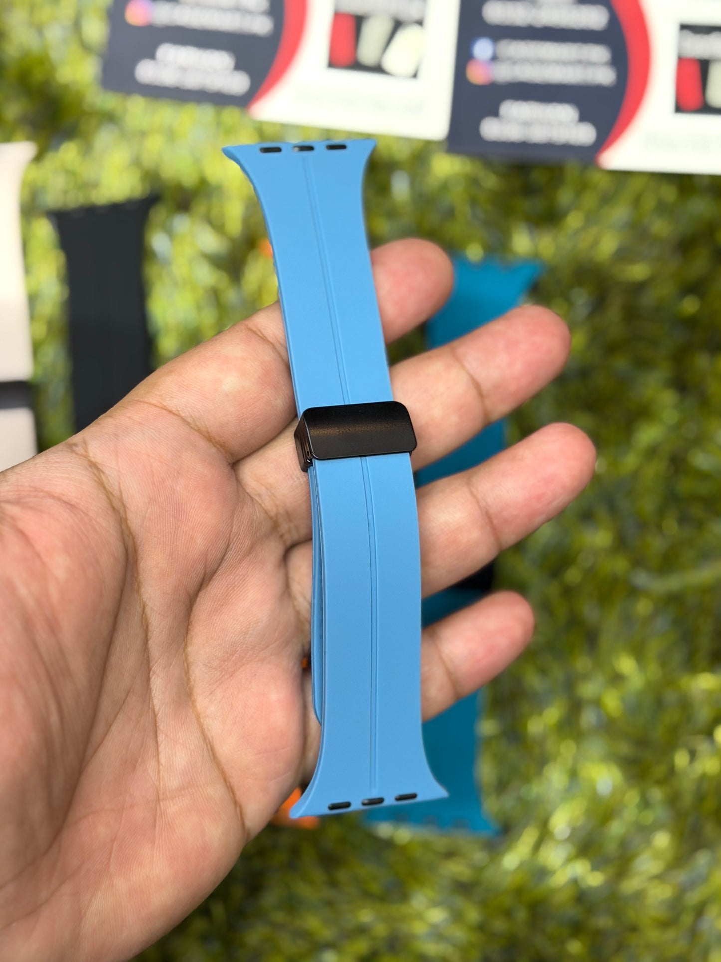 Silicone Magnet Buckle Strap for Apple Watch - 42mm to 49mm