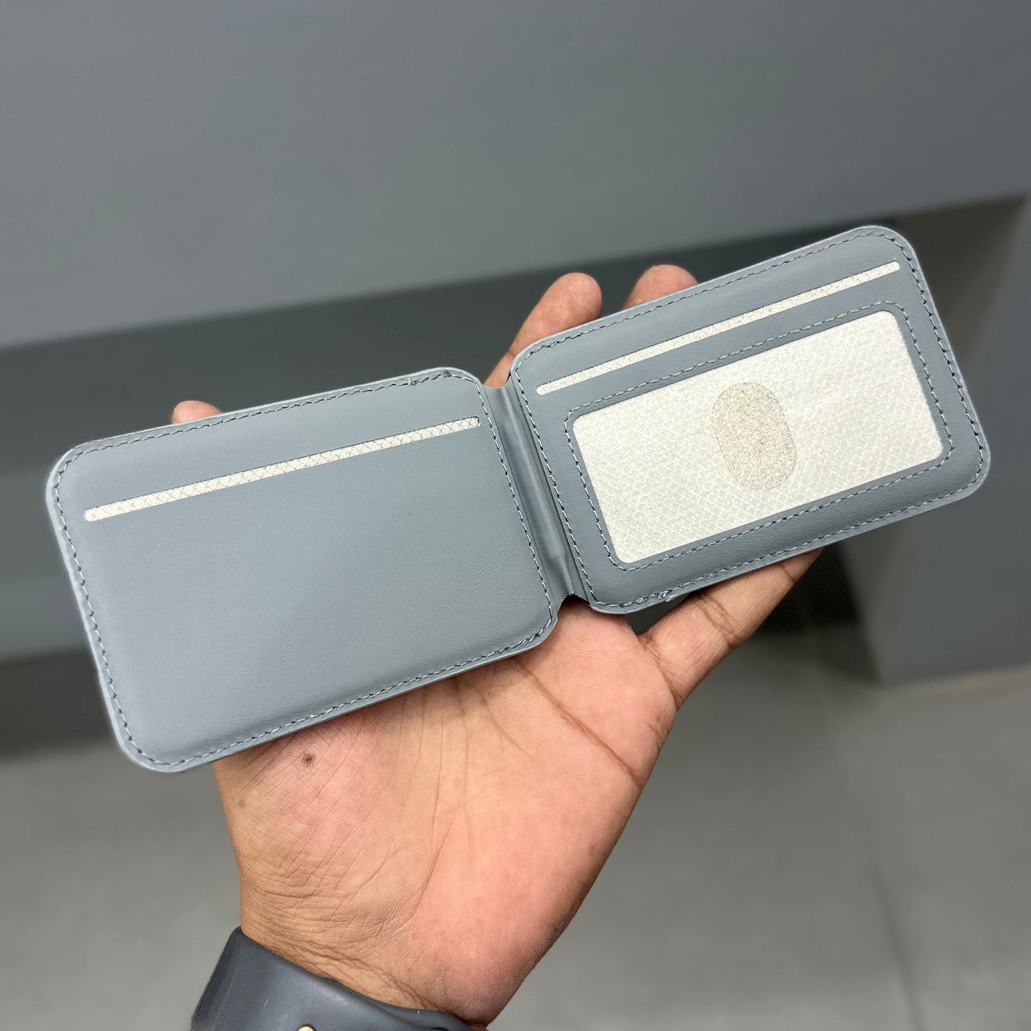 Original Polo Simon Genuine Leather MagSafe Stand Wallet - Santa Barbara Card Holder