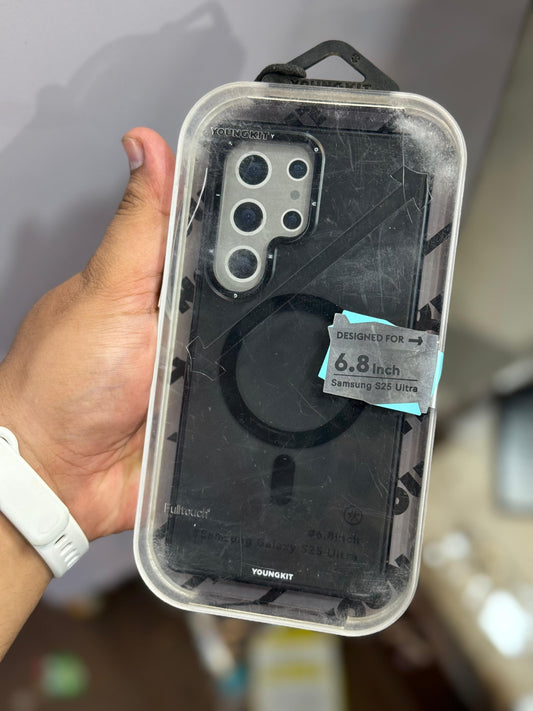 Original Young kit series case black s25 ultra