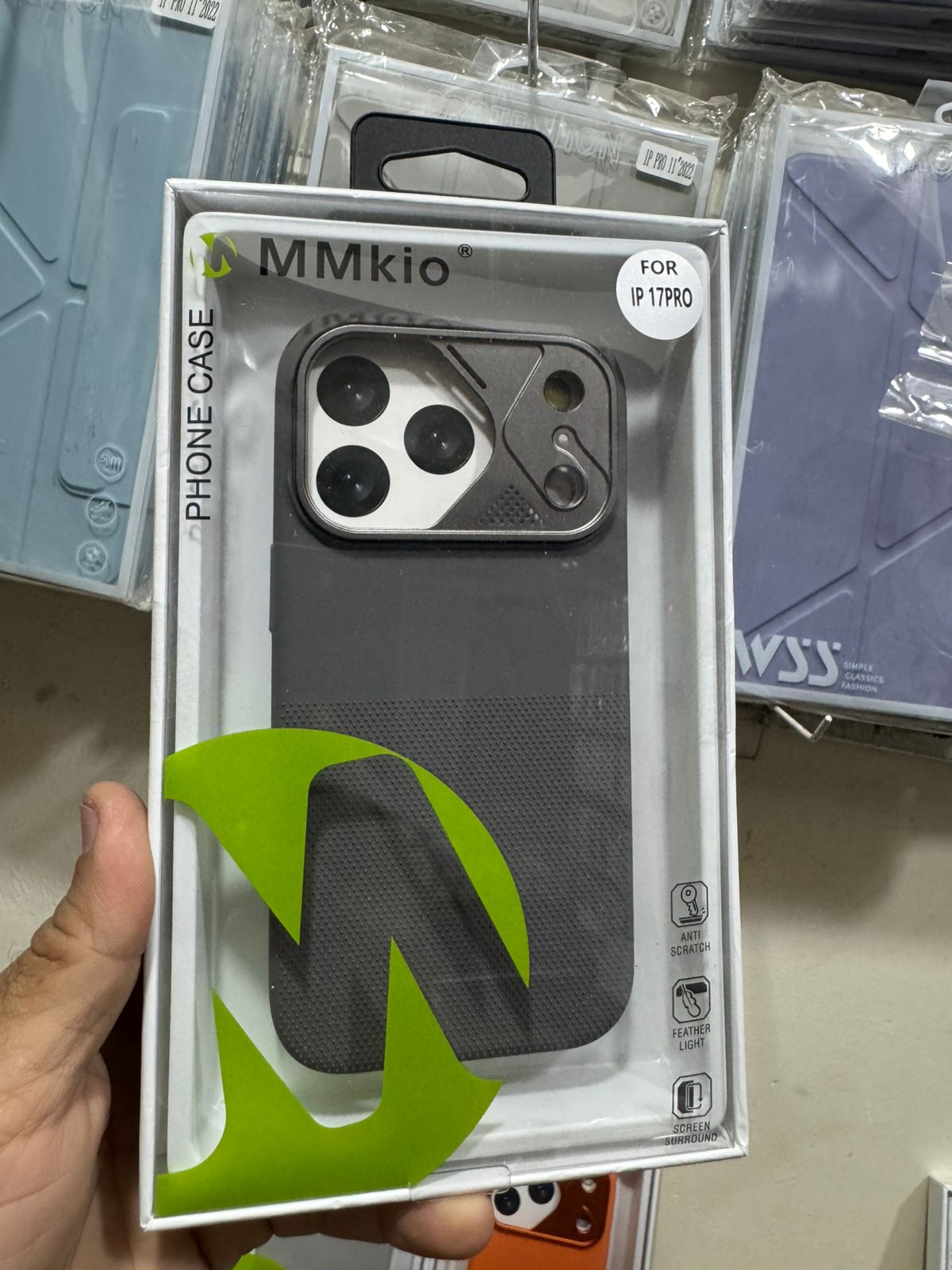 MMKIO ALUMU DESIGN SILICON MAGSAFE CASE