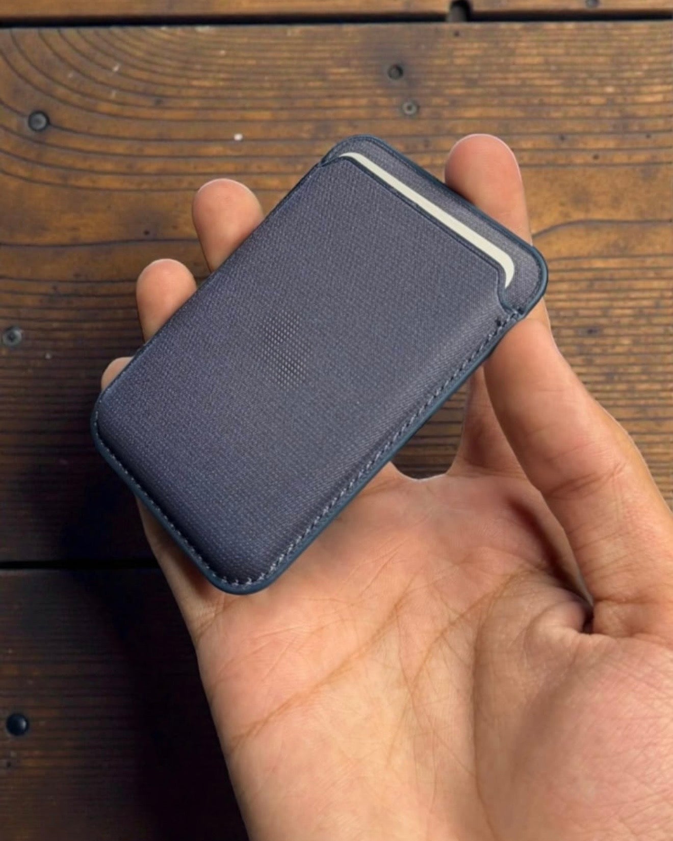 Apple TechWoven MagSafe Wallet - Magnetic Card Holder