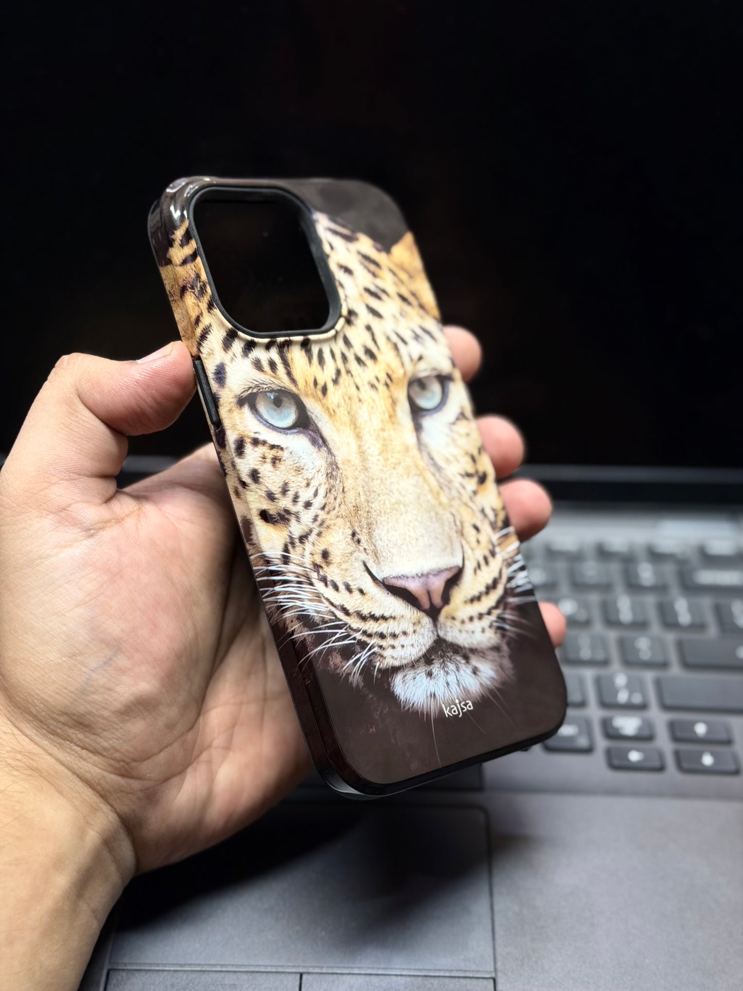 Kajsa Acrylic Tiger Case For 14 Pro Max