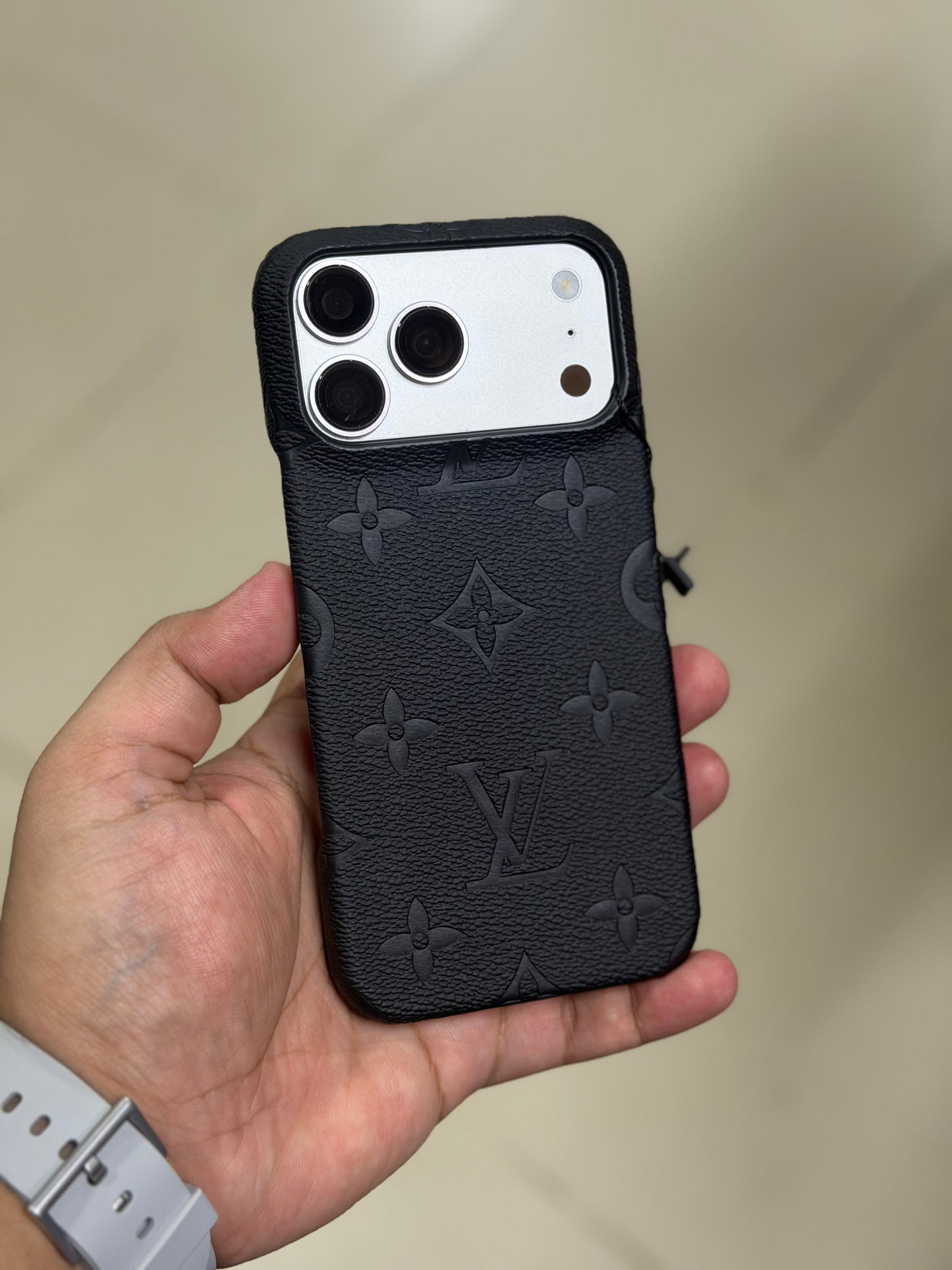 Luxury LV Branded Premium Side Cut Leather Case for iPhone