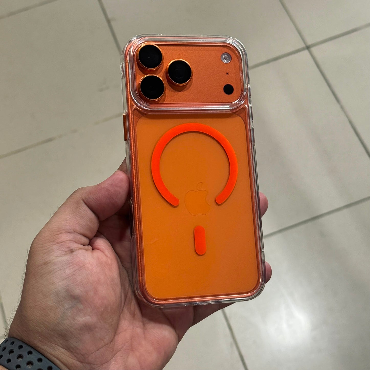 Clear Anti-Yellow Orange MagSafe Case for 17 Series