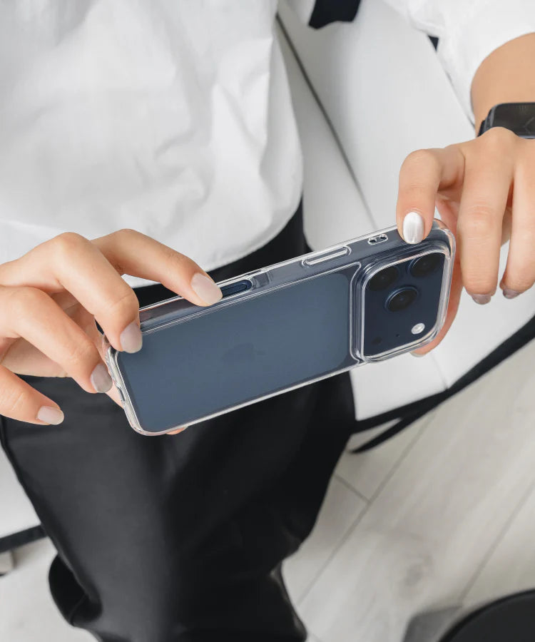 SwitchEasy Crush Series Clear Case 17 Pro Max