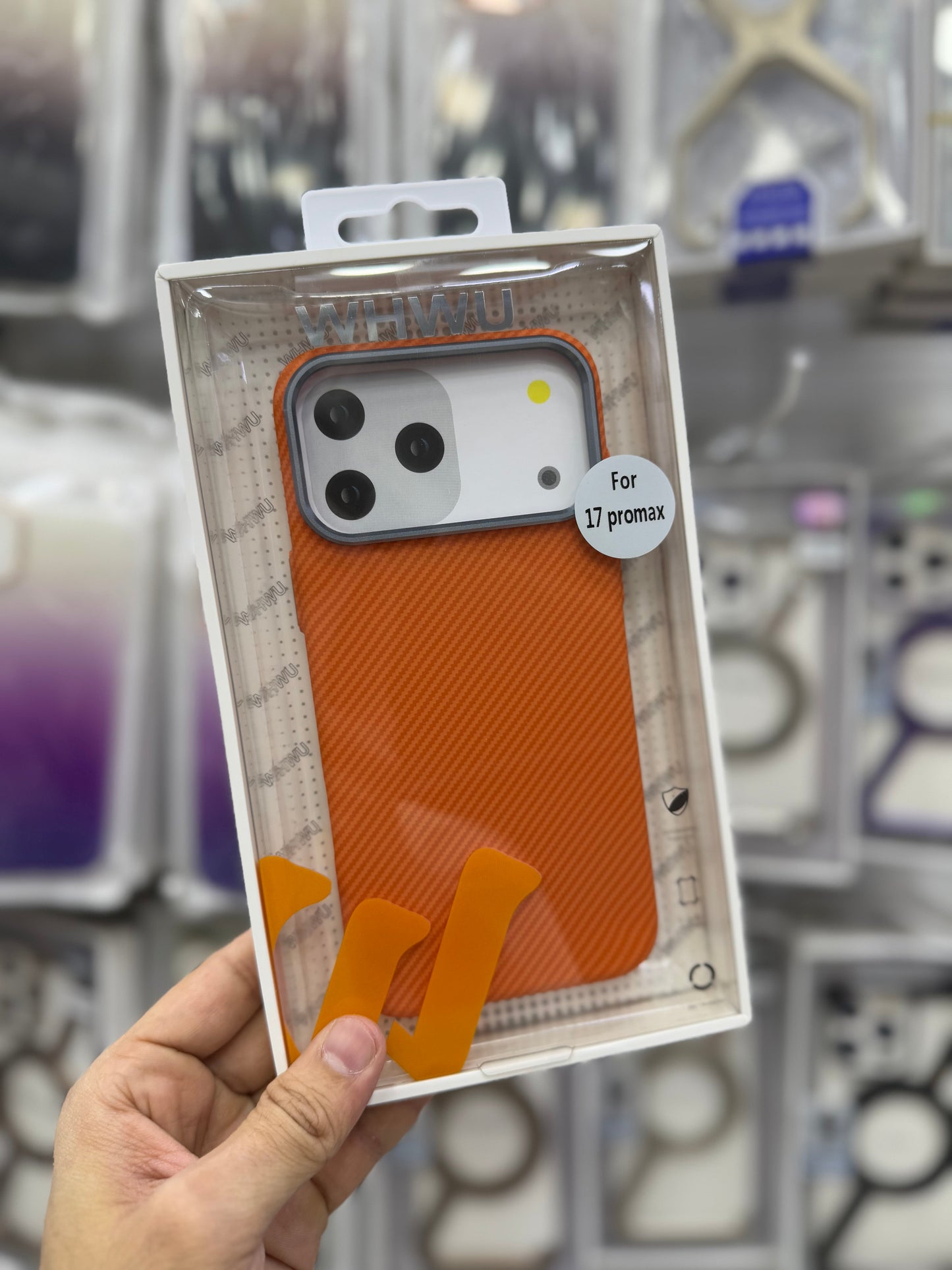 Whwu Carbon Pattern MagSafe Case - 17 Pro Max