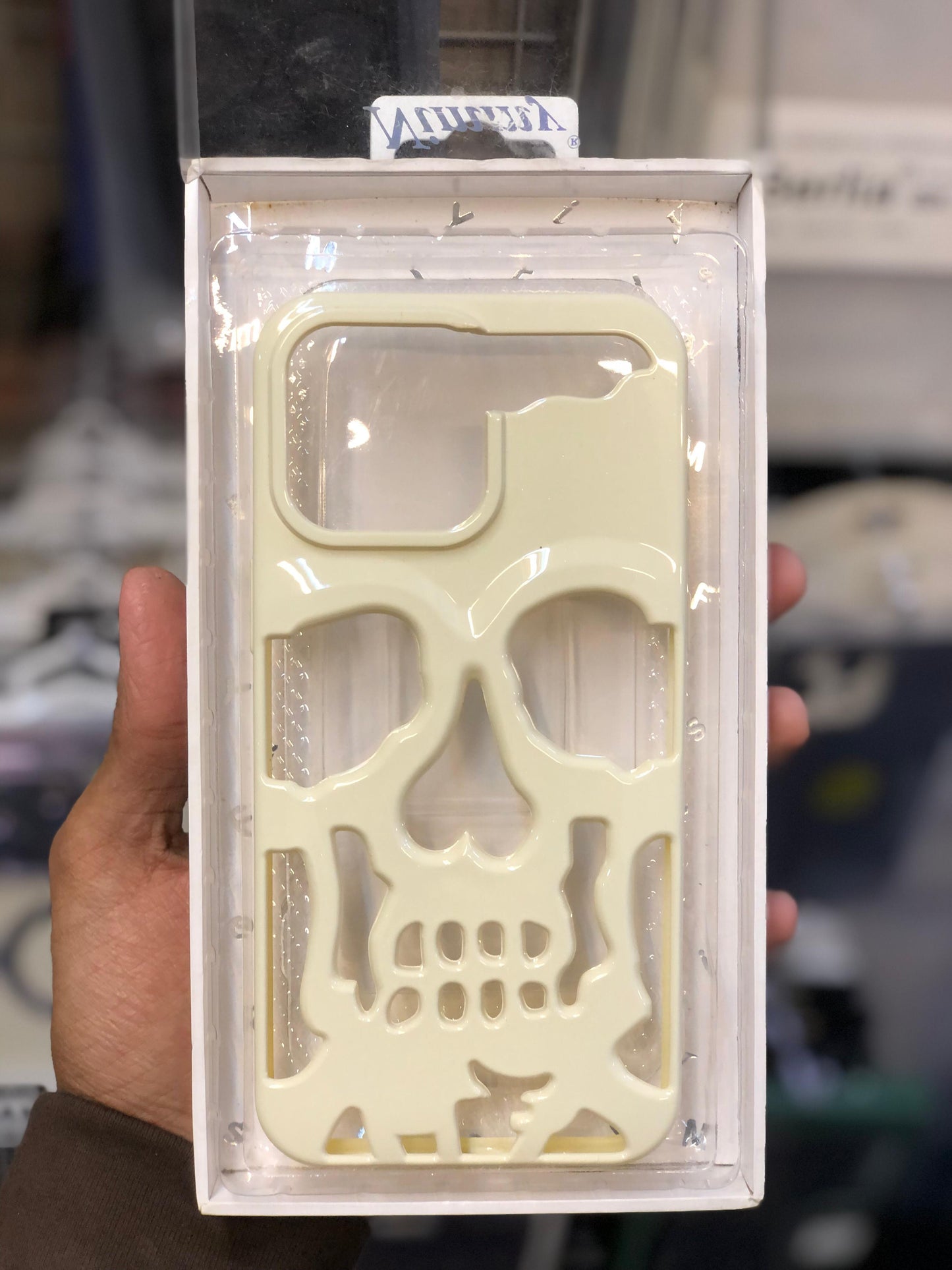 Skull Case White IPhone 15 pro Max