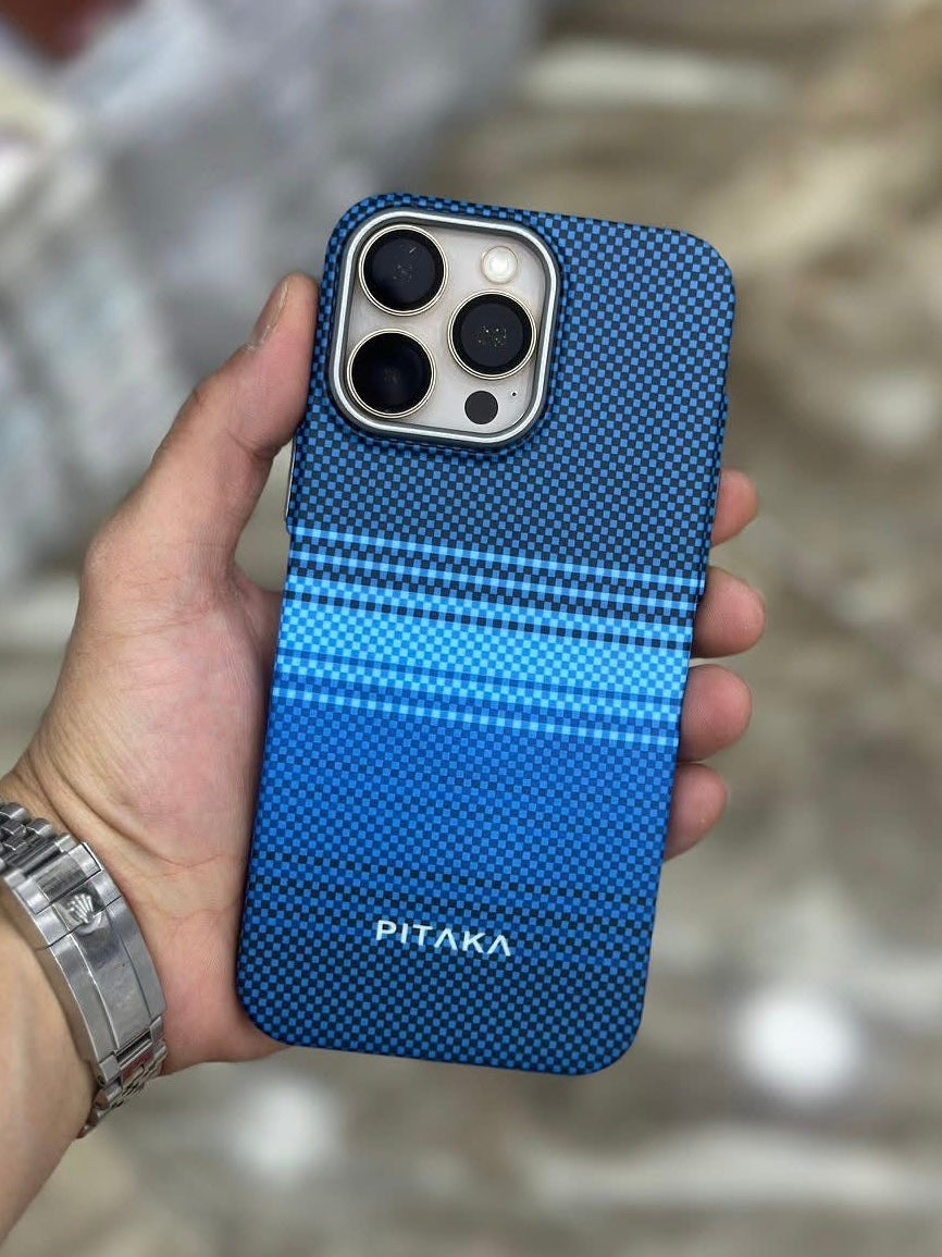 PITAKA MOONRISE CARBON FIBRE KEVLAR CASE