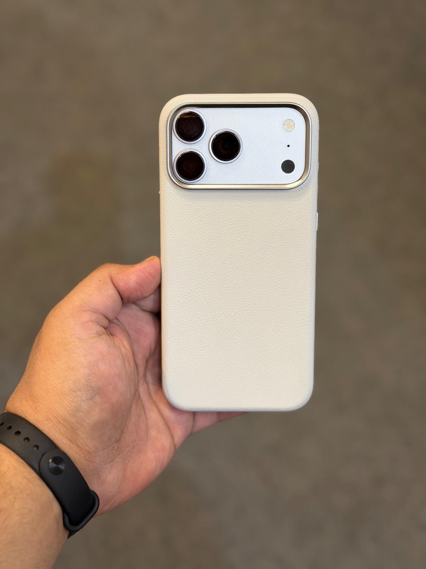 X-Level Skin Feel MagSafe Leather for iPhone 17 series