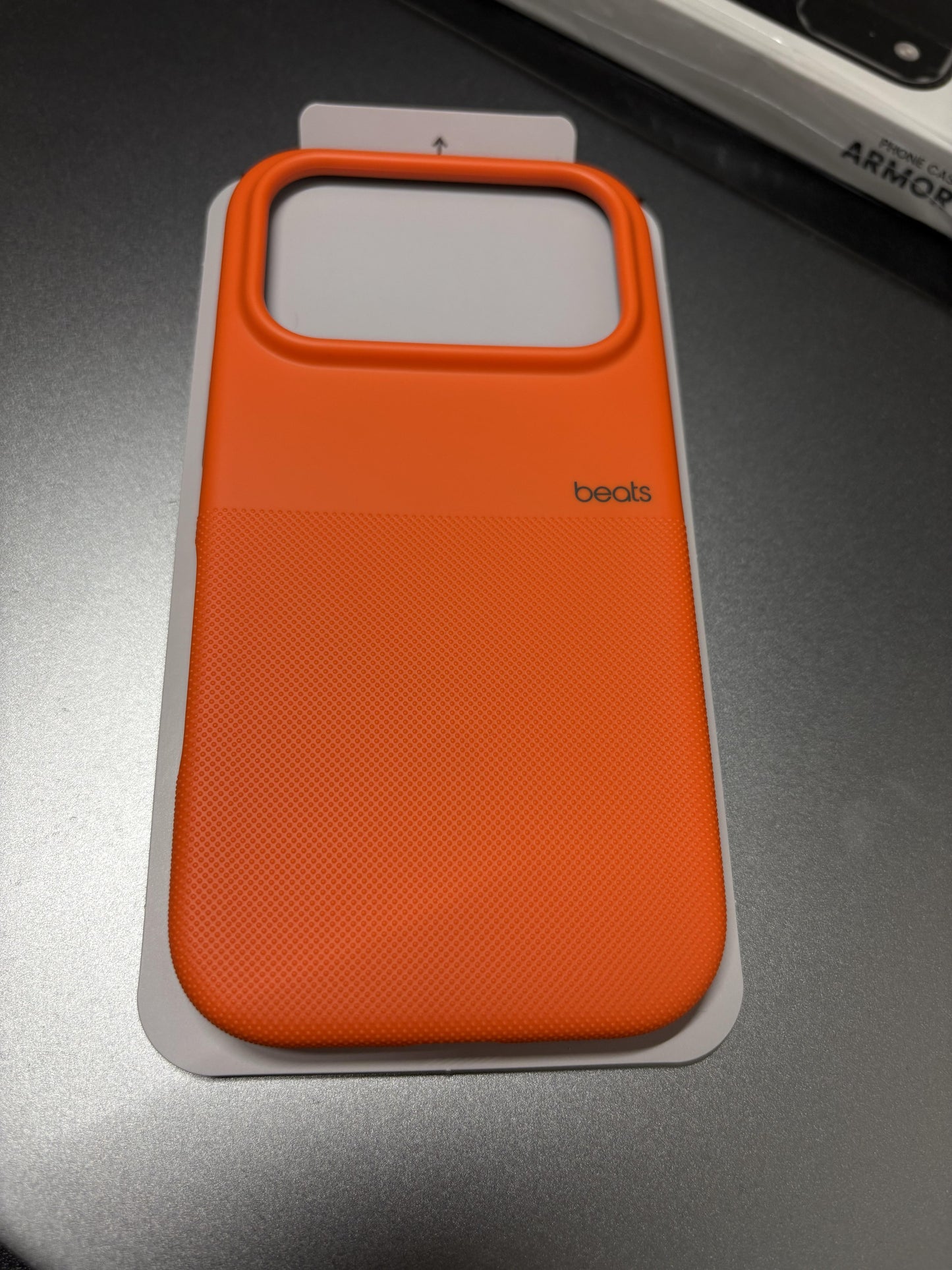 BEATS Rugged MagSafe Case iPhone 17 series