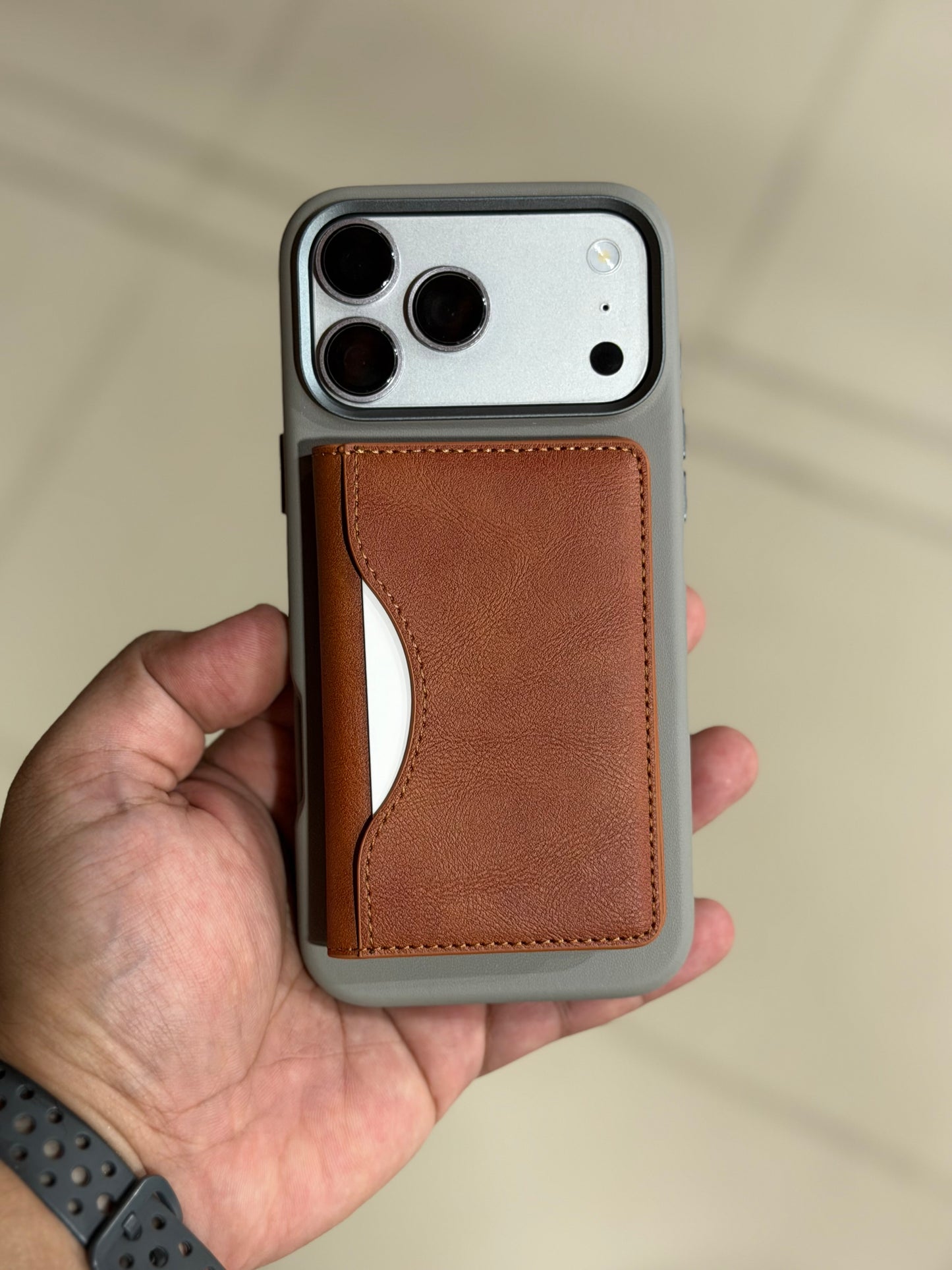 Fold Leather MagSafe Wallet with Stand