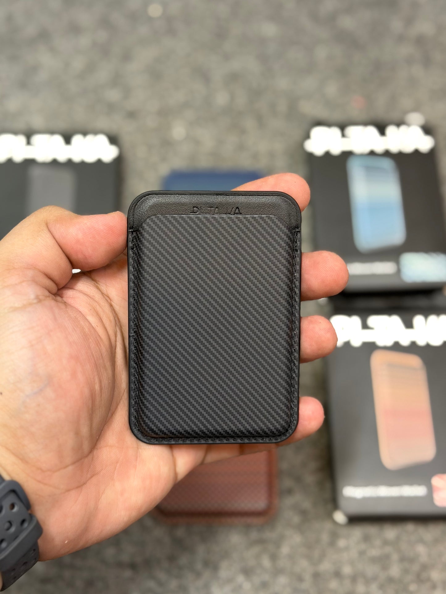 PITAKA MagSafe Woven Wallet - Magnetic Card Holder