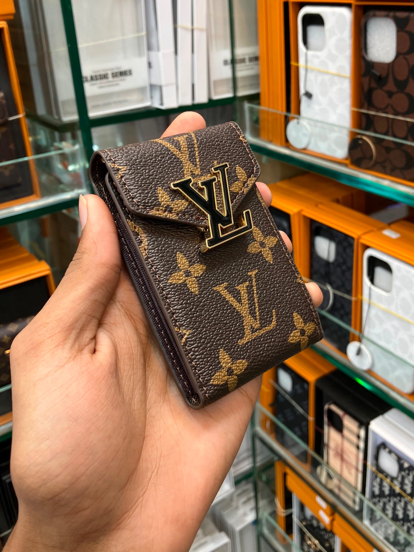 Luxury Branded Leather Slim Wallet - Premium Business Card Holder with Magnetic Closure