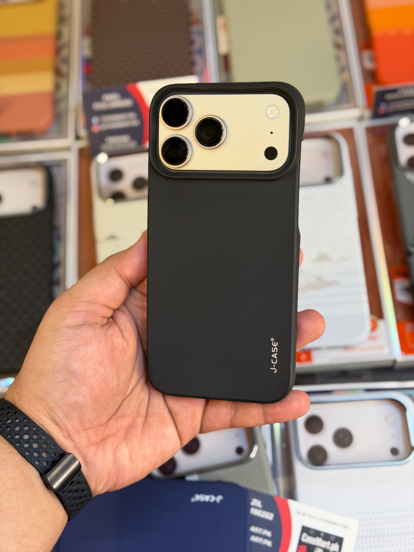 J-CASE SIDE CUT SOFT SILICONE CASE