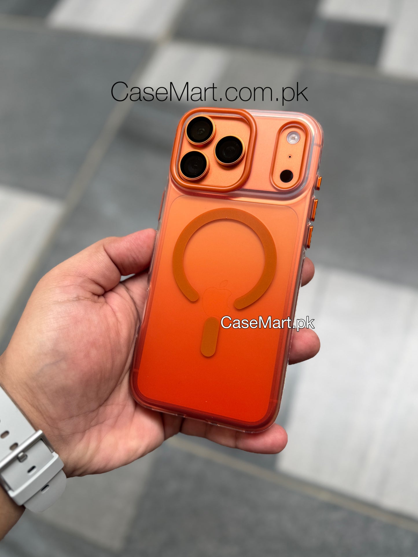 Bucksuiti Dual-Shade Matte Premium Case for 17 Series