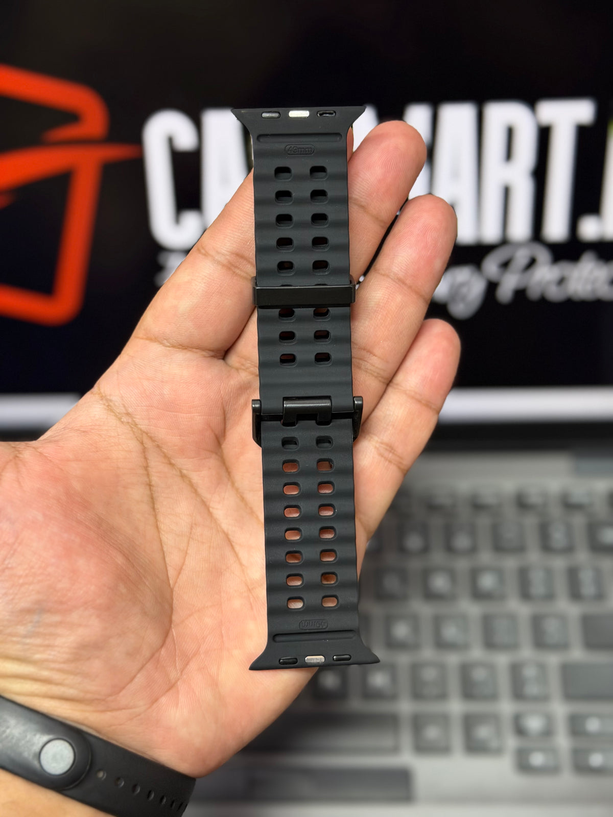 New Style Sports Silicone Strap for Apple Watch - Soft Mesh Breathable Band