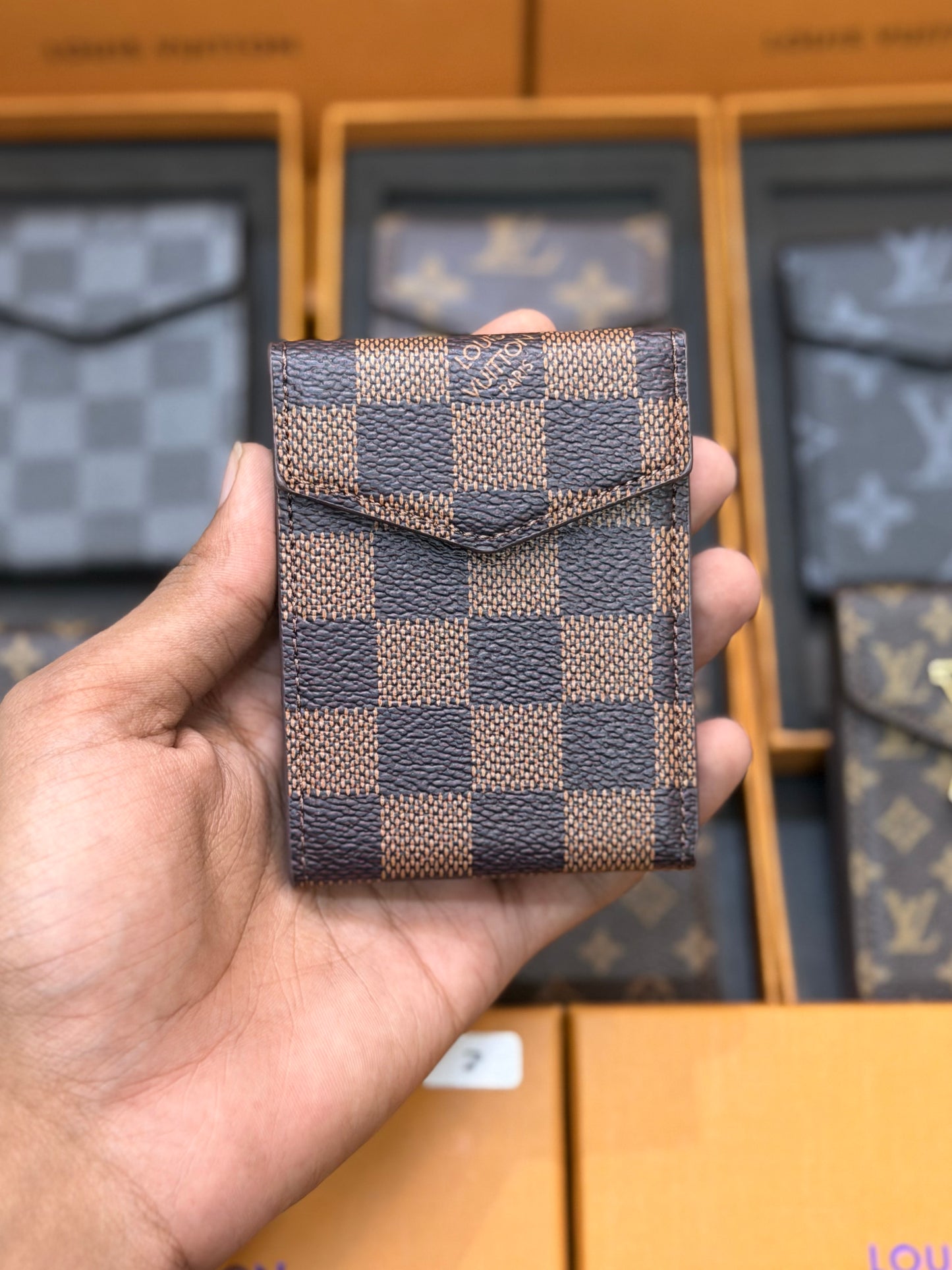 Luxury Branded Leather Slim Wallet - Premium Business Card Holder with Magnetic Closure