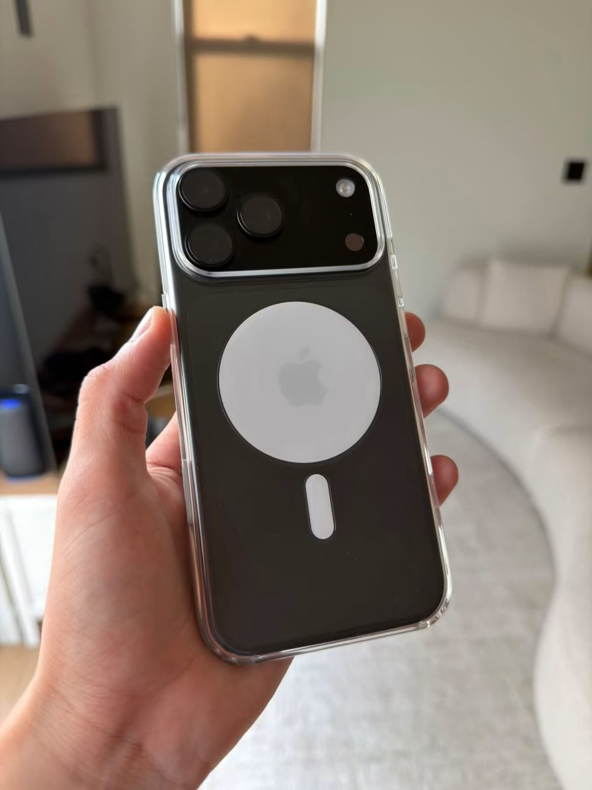 iPhone 18 Pro Max Apple Official MagSafe Clear Case – Best Transparent Shockproof Cover | Slim Anti-Yellow Wireless Charging Case Pakistan - Same As Original
