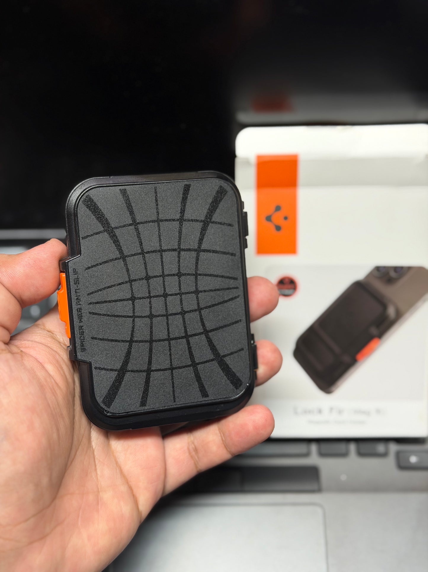 Spigen Lock Fit MagSafe Wallet - Magnetic Card Holder