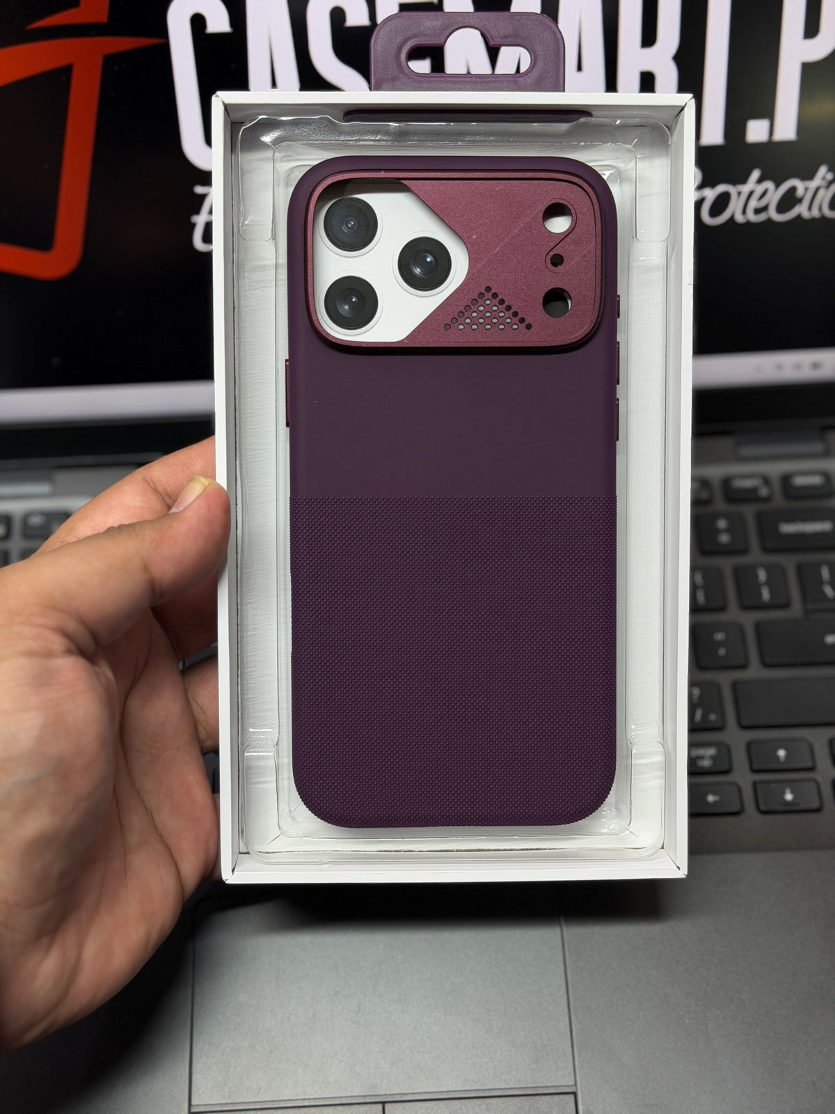 Aulumu Design MagSafe Silicone Case for 18 / 17 Pro Max