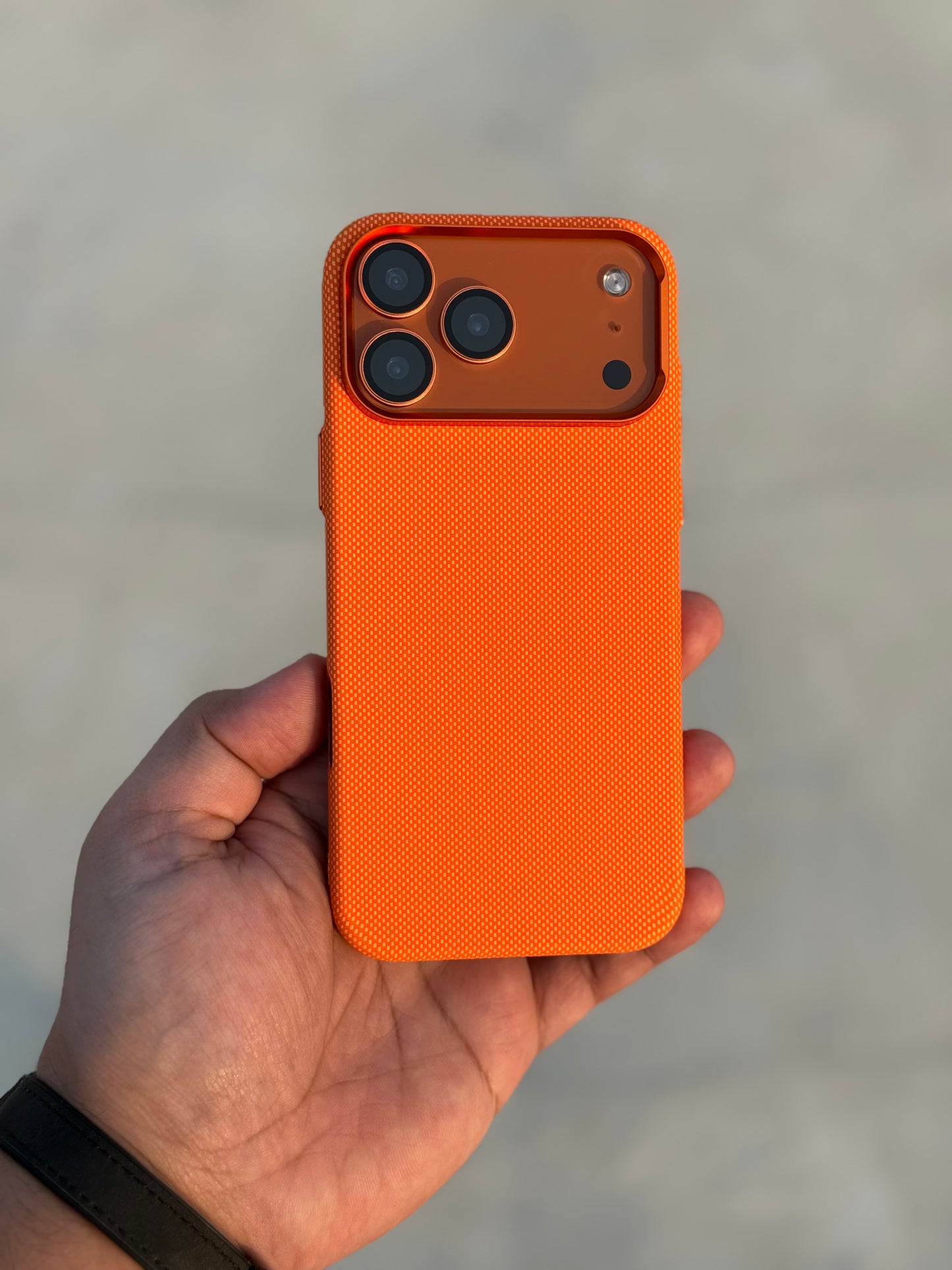 Cosmic Orange Carbon Fibre With MagSafe LUXO 17 Series