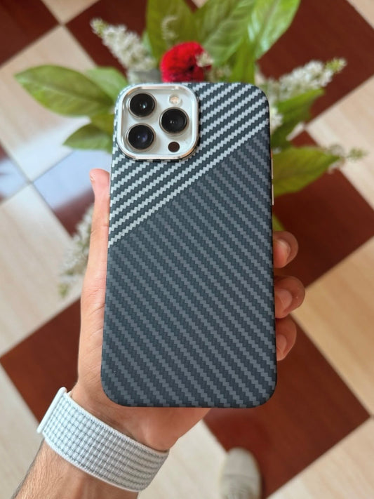 Carbon fibre MagSafe case with metal camera protection