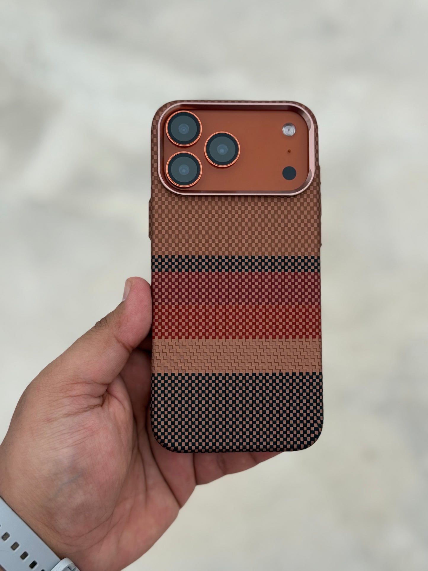 Sunset Orange Carbon Fibre With MagSafe LUXO 17 Series