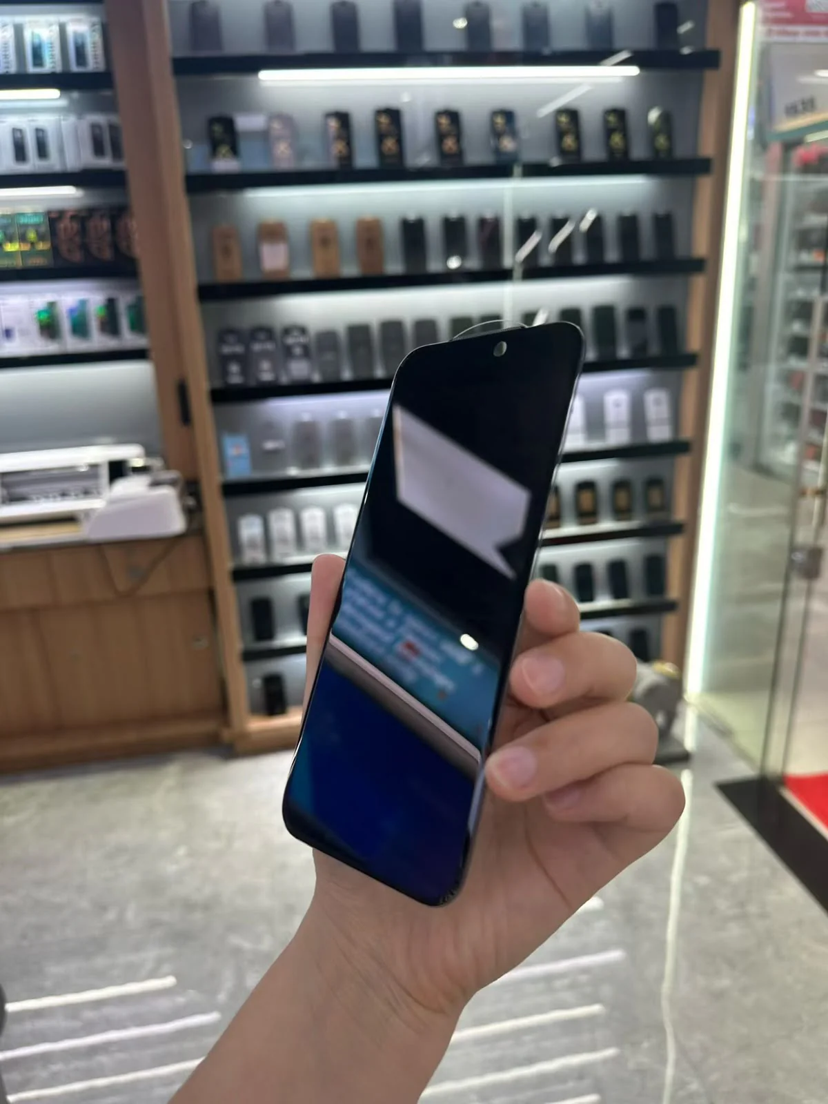 XMART 8K Borderless Super Curved Diamond Glass