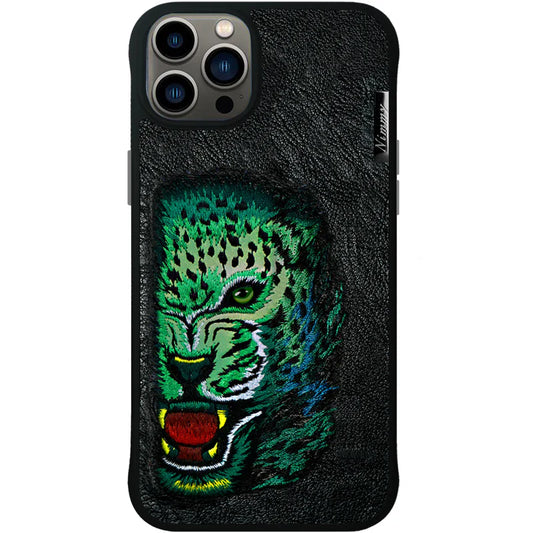 Nimmy Dazzling Fierce Embroidery Lion Reflective Case