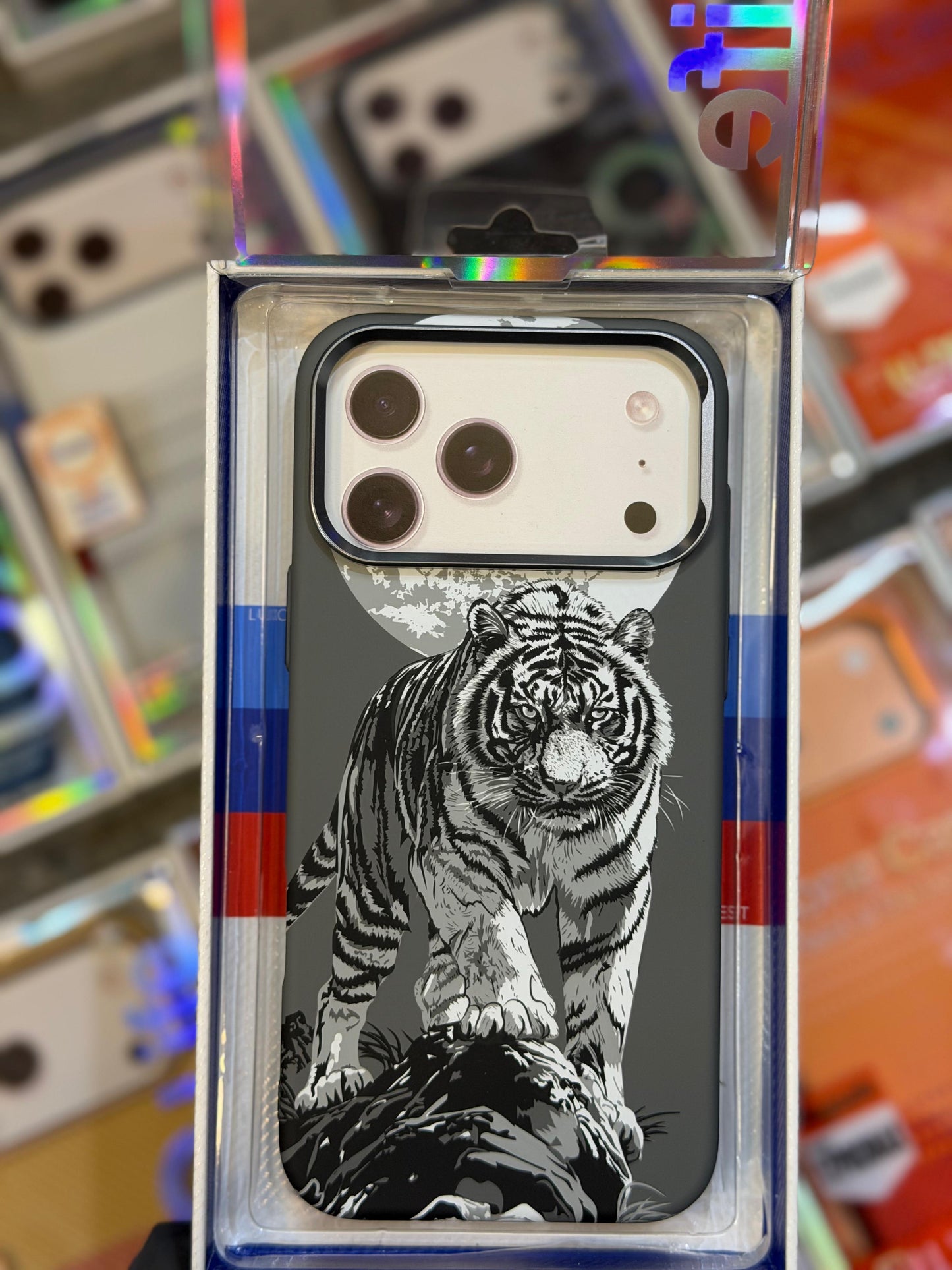 Luxo Carbon Fibre Kevlar For Silver iPhone 17 series