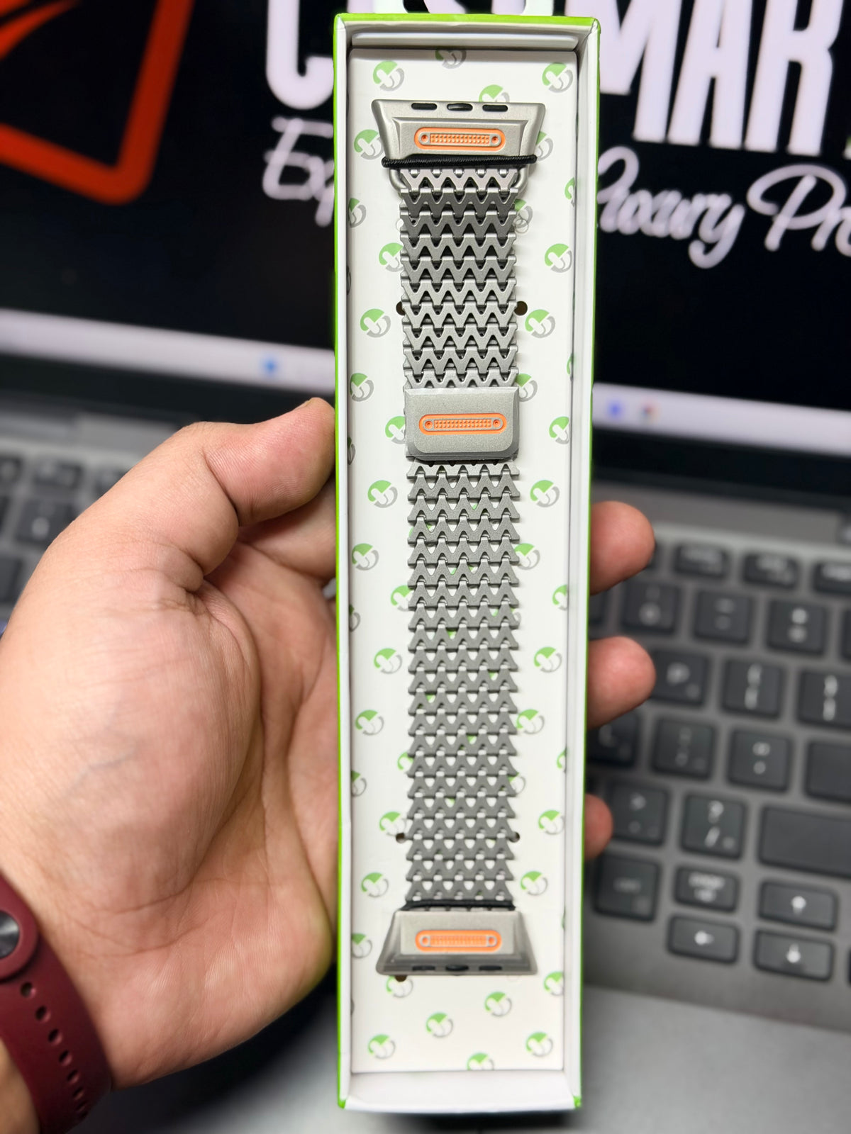 Tactical Wave Apple Watch Rugged Stainless Steel Magnetic Milanese Mesh Loop Strap Mechanical Lugs (44/45/46/49 Mm)