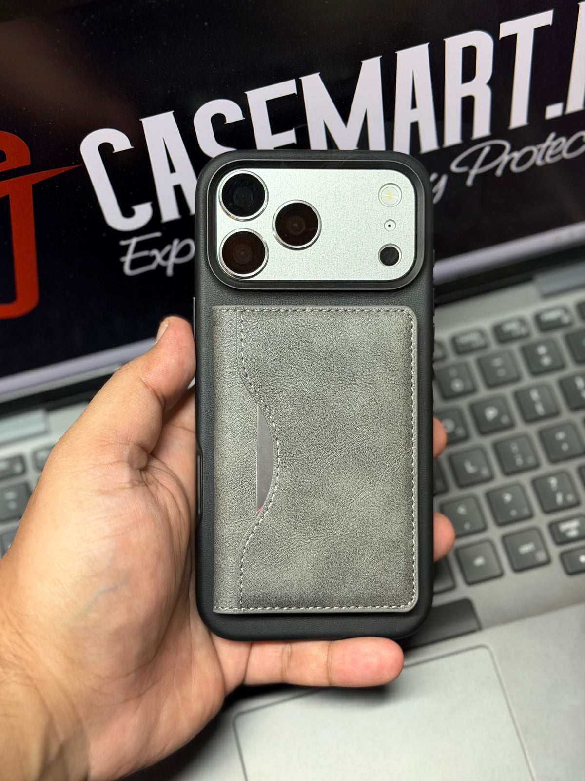 Fold Leather MagSafe Wallet with Stand